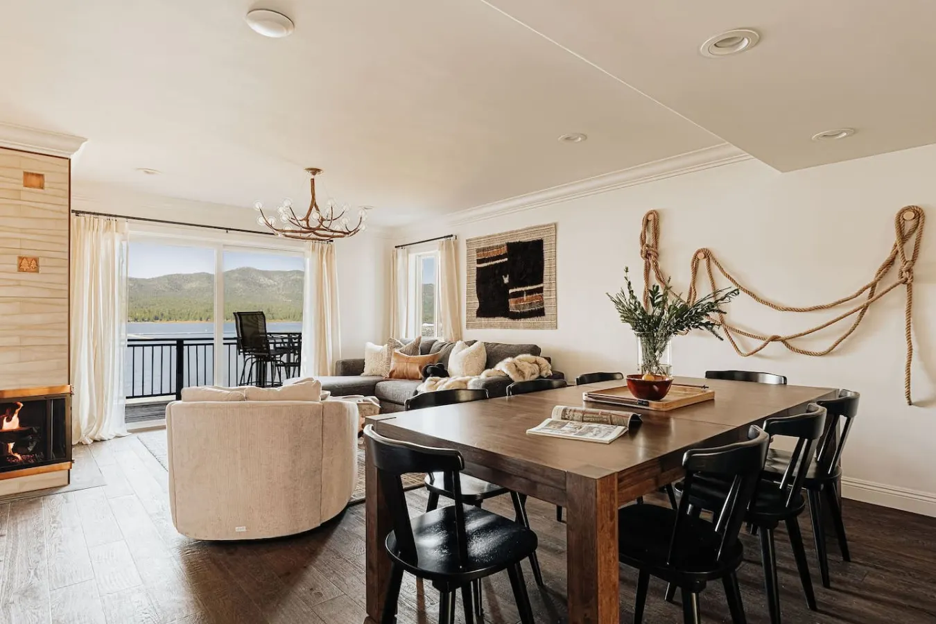 Lakefront and Local, Private Dock, Walk to Village 16