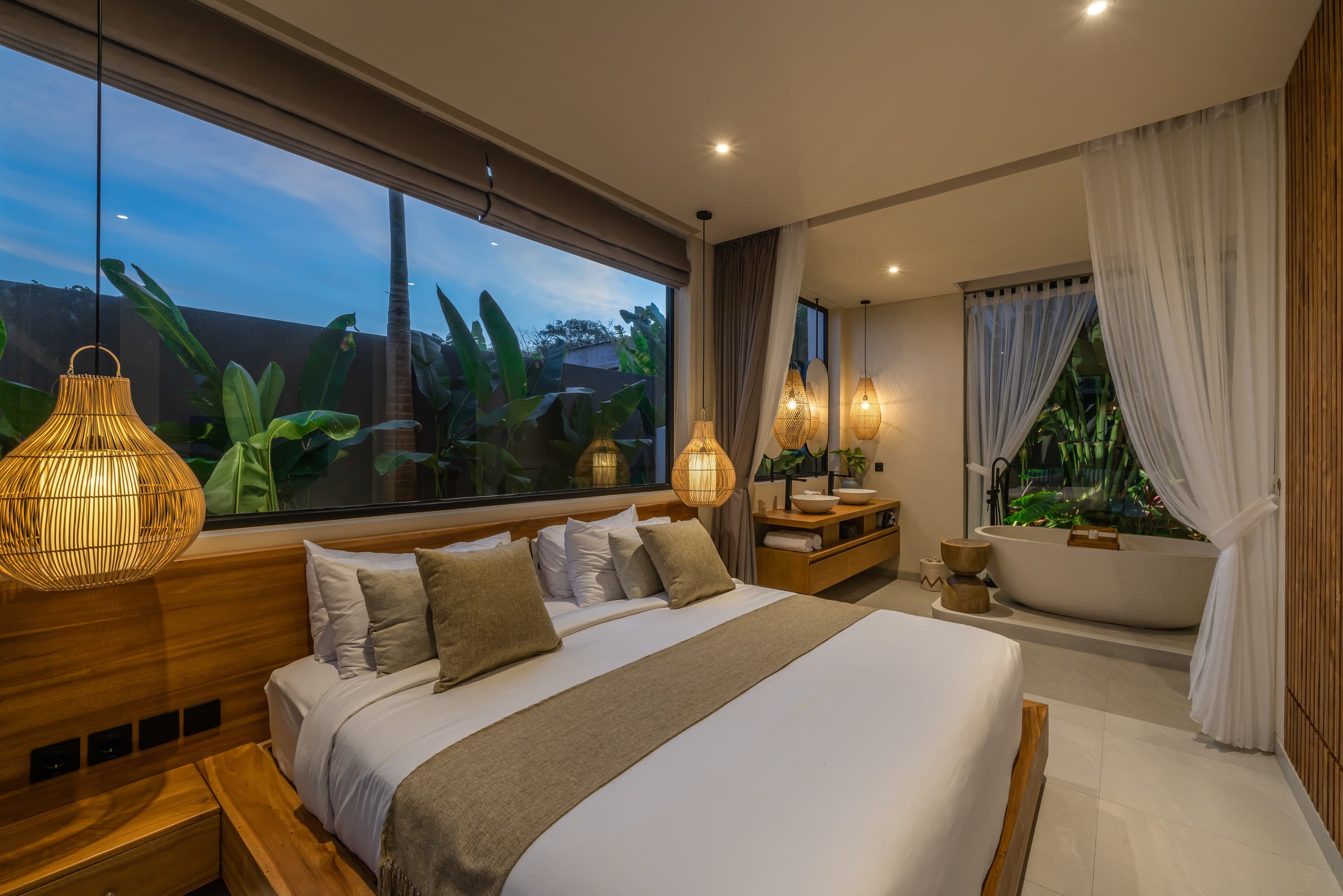 Trendy 2BR Villa with Upscale Charm in Pererenan! 25