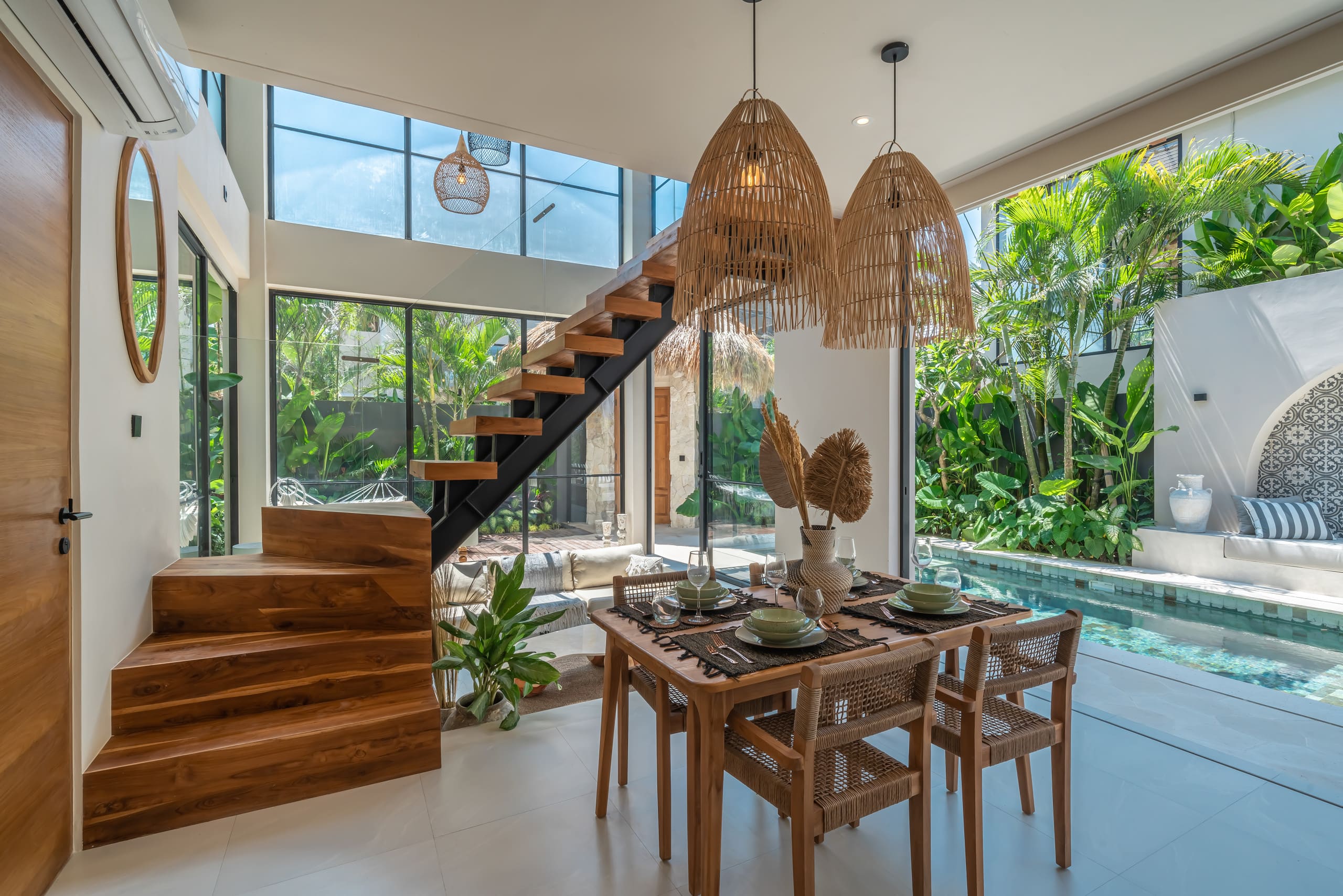 Trendy 2BR Villa with Upscale Charm in Pererenan! 20