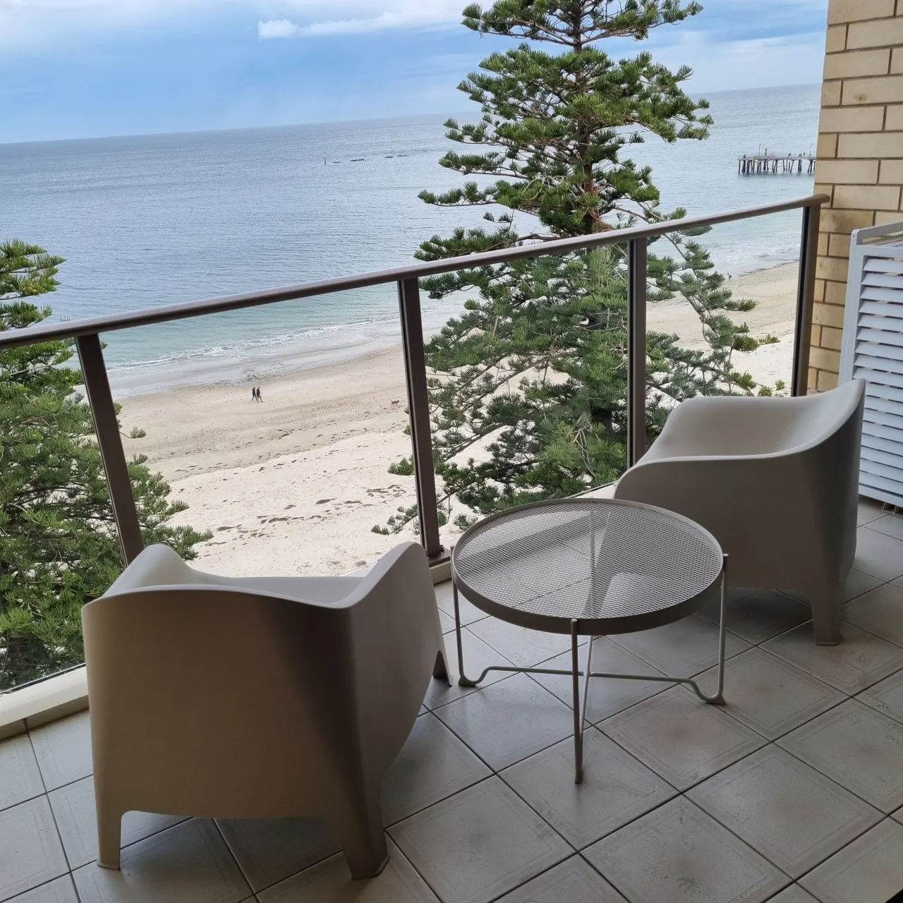 Oceanfront Retreat in Glenelg 14