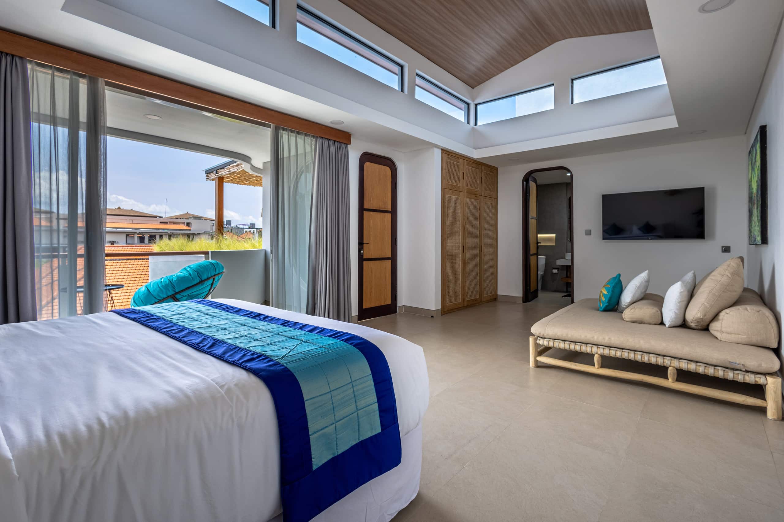 “Luxury 8BR Villa in Legian” 22