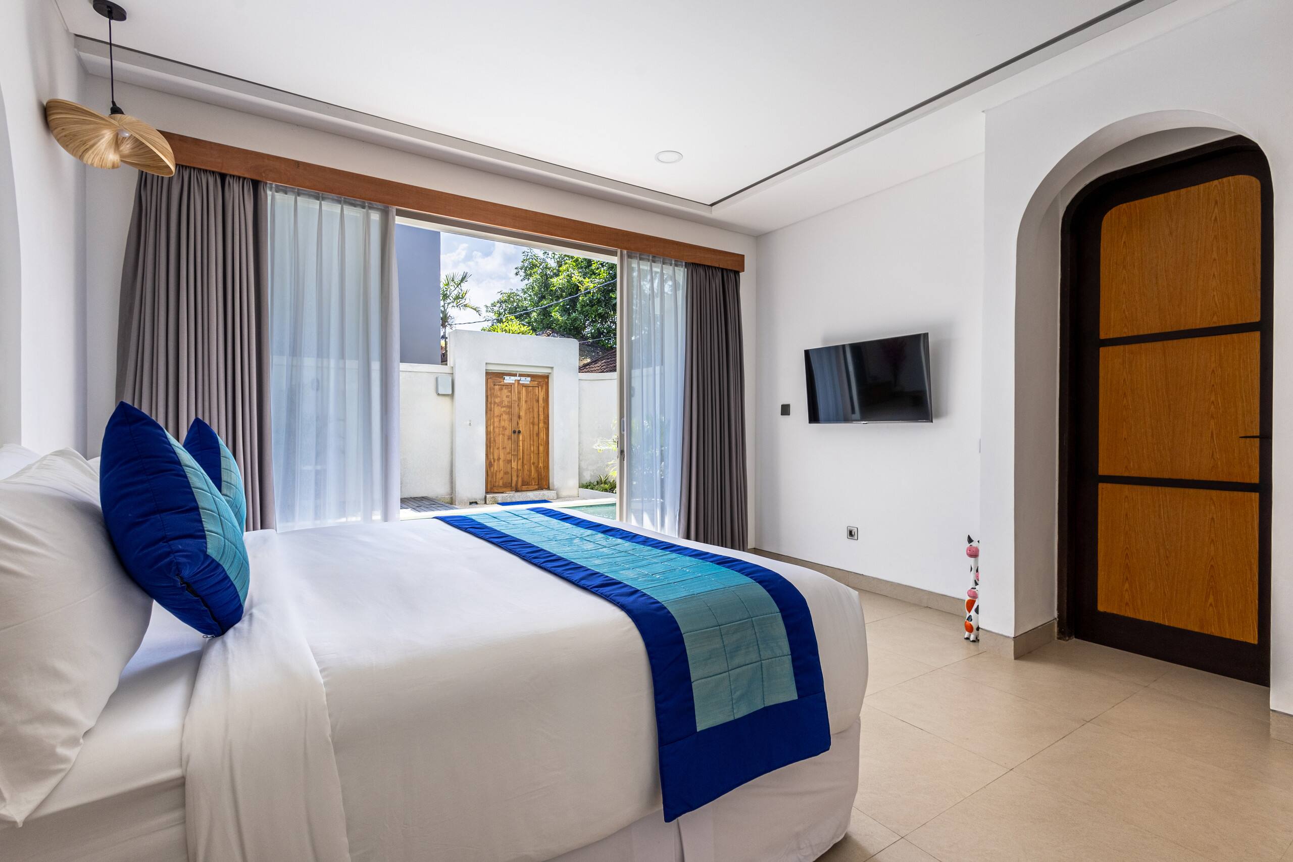 “Luxury 8BR Villa in Legian” 17