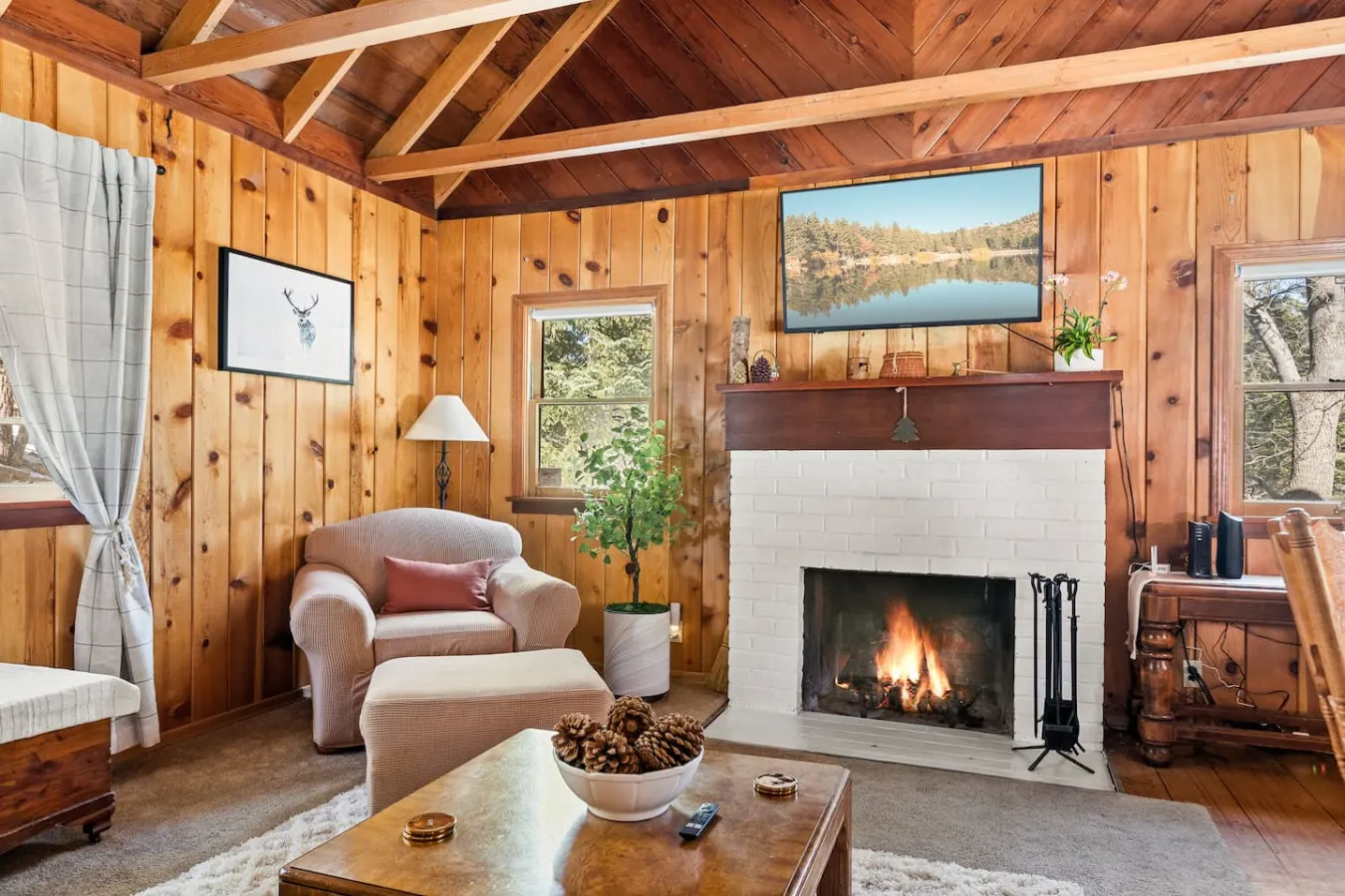 Tree Top Ranch w/ Hot Tub & Walk to the Village — photo 2
