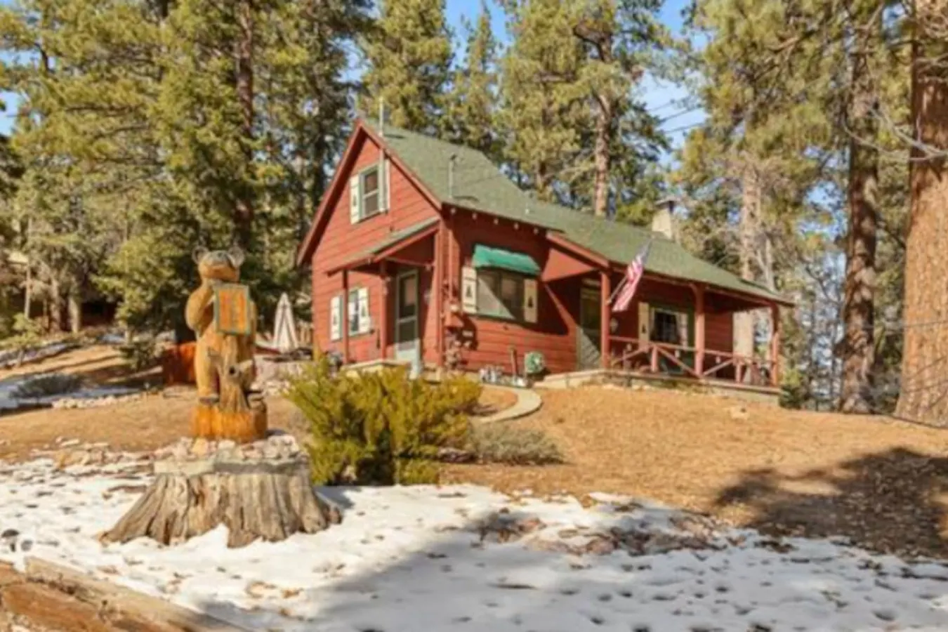 Tree Top Ranch w/ Hot Tub & Walk to the Village — photo 5