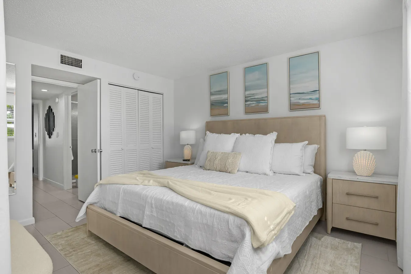 Beach Luxury Retreat Walk to Beach & 5th Ave 7