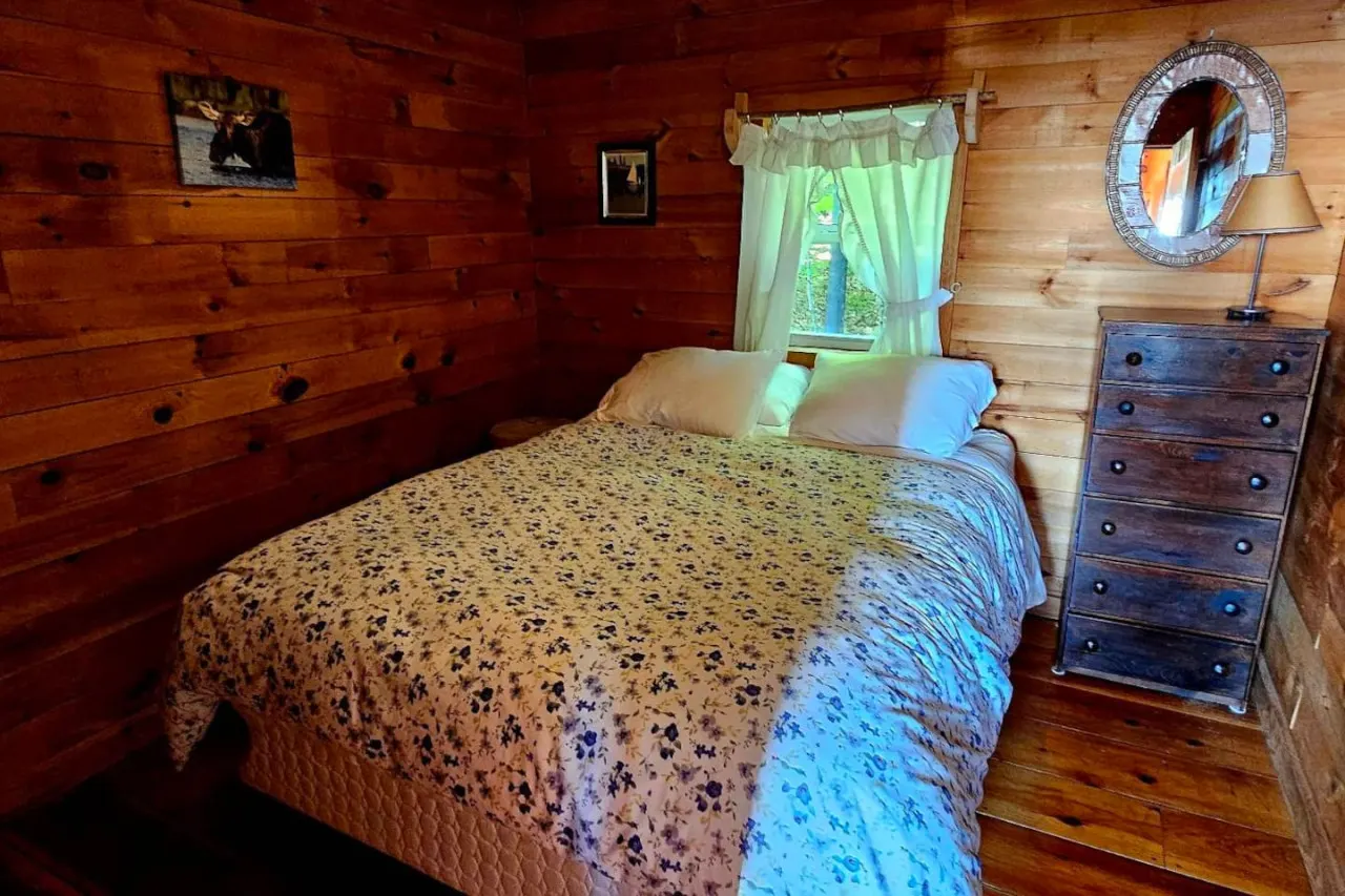 Kineo Cabin 14