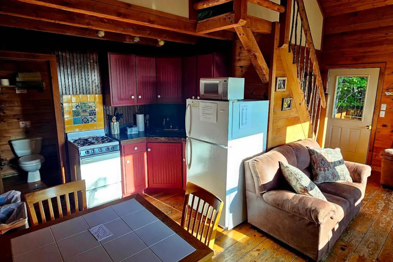 Kineo Cabin — photo 3