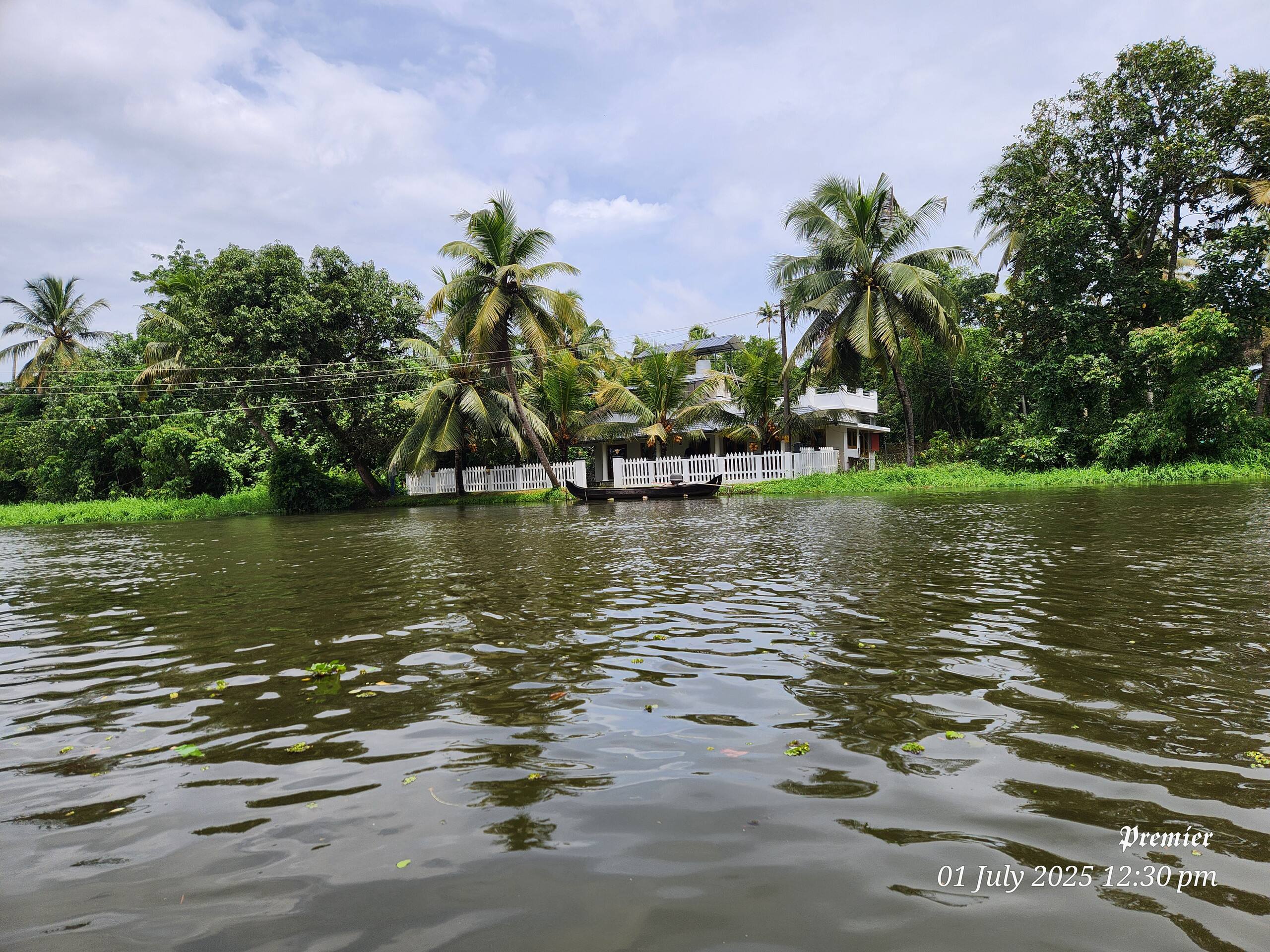 Swasthi Villa - River Front House 3