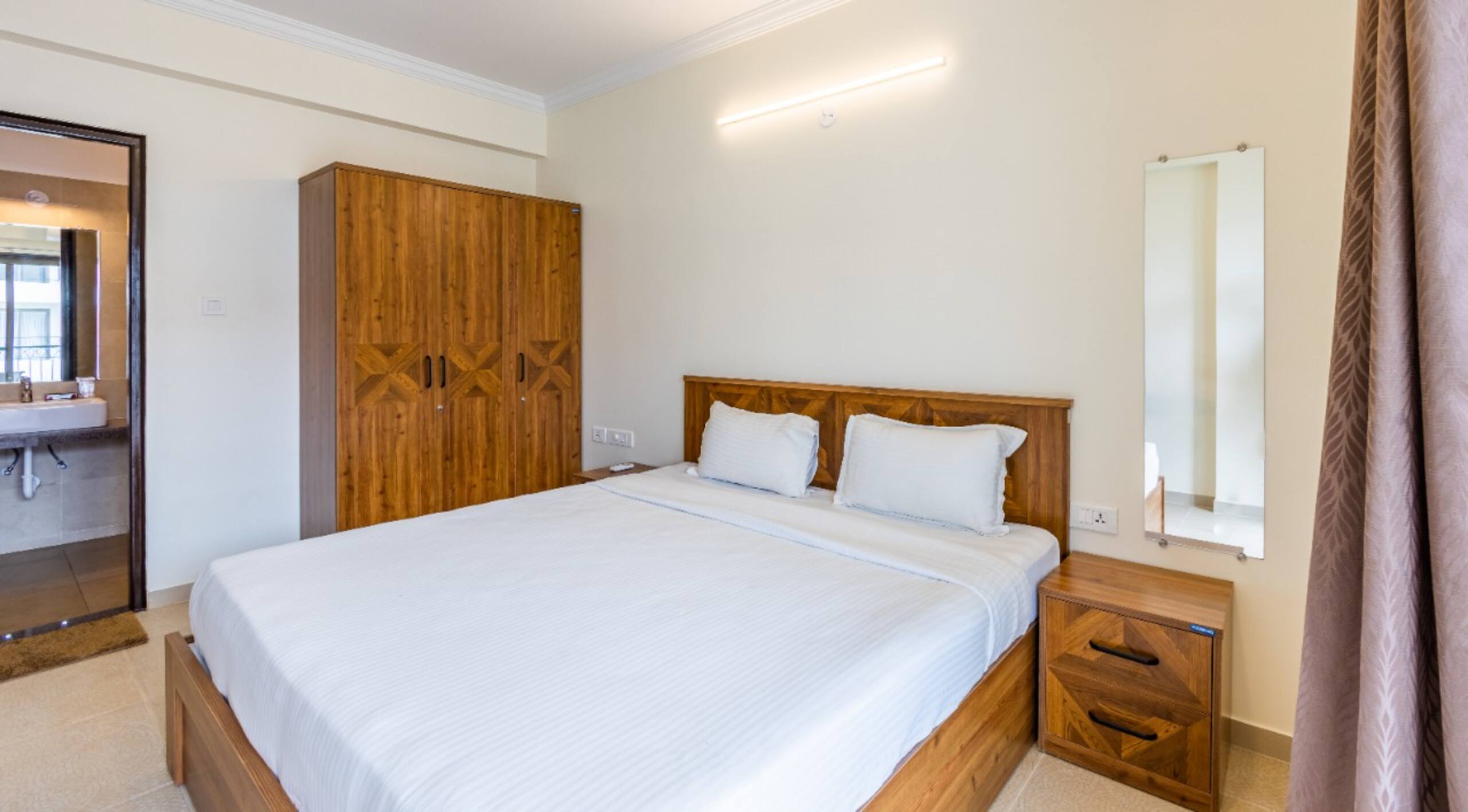 01-2bhk-2Pool, EV charging Parking Gym, Beach Goa 12