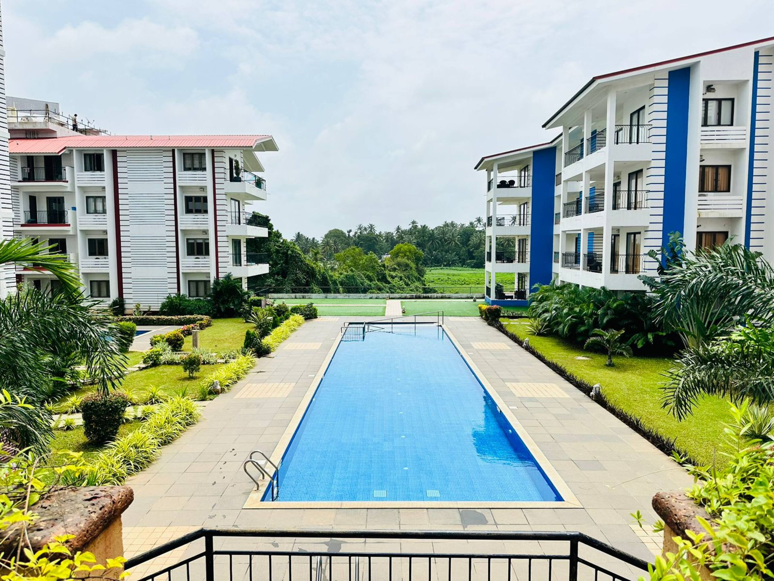 01-2bhk-2Pool, EV charging Parking Gym, Beach Goa 34