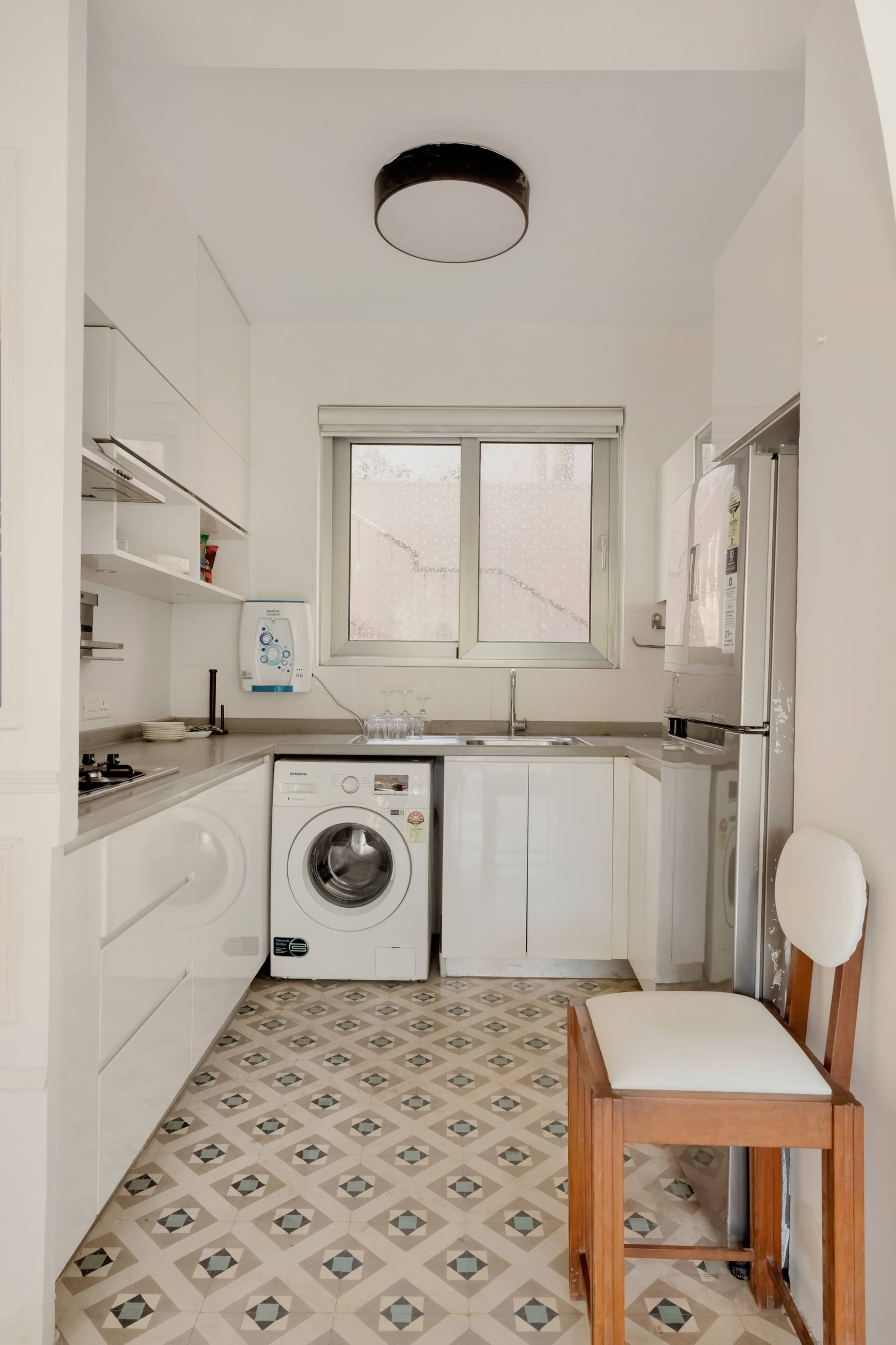 Sereno Santorini 2bhk Greek vibes w/ pvt jacuzzi 20