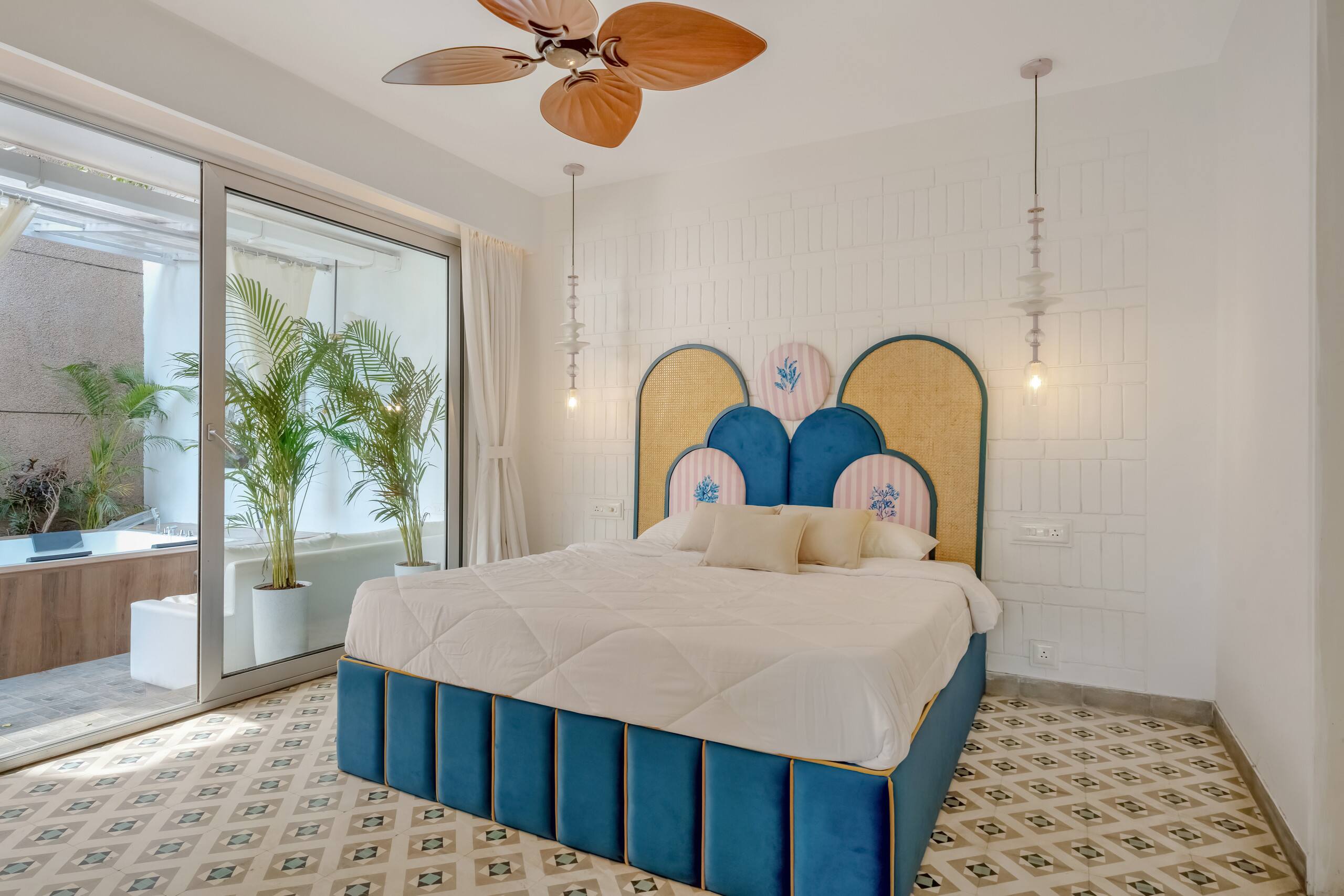 Sereno Santorini 2bhk Greek vibes w/ pvt jacuzzi 27
