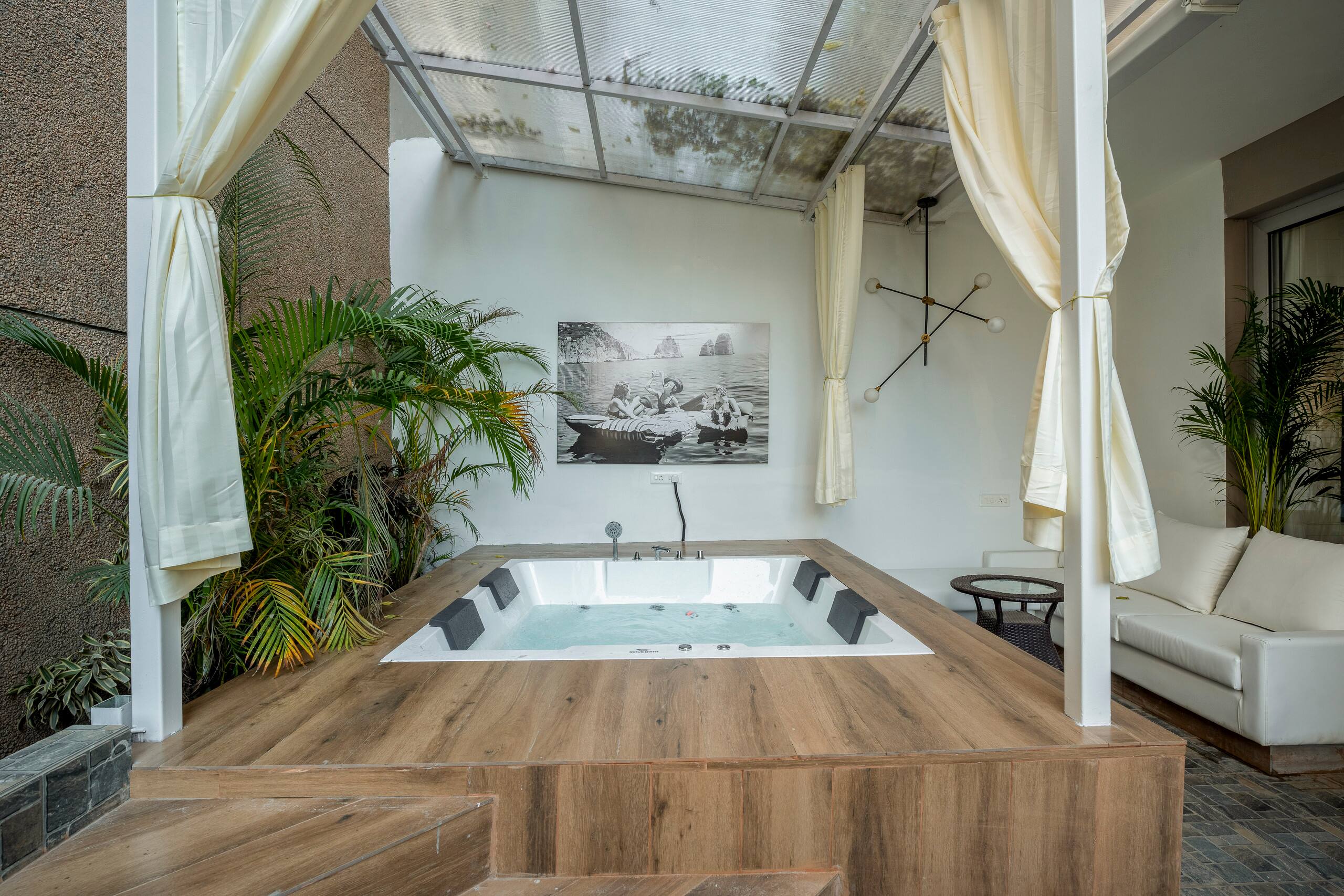 Sereno Santorini 2bhk Greek vibes w/ pvt jacuzzi 35
