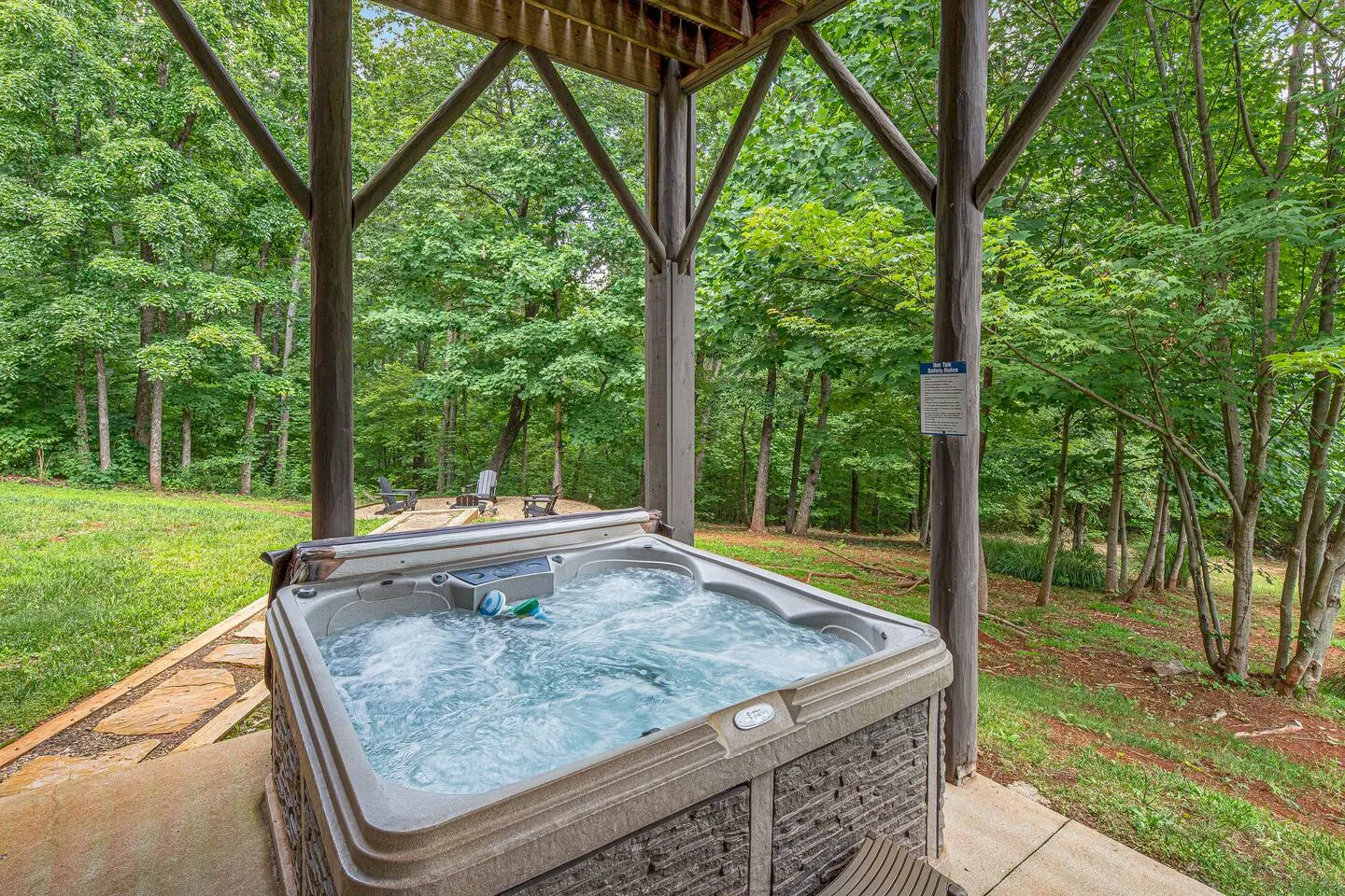 Tatanka at LakeLure Rumbling Bald Hot Tub Fire Pit — photo 2