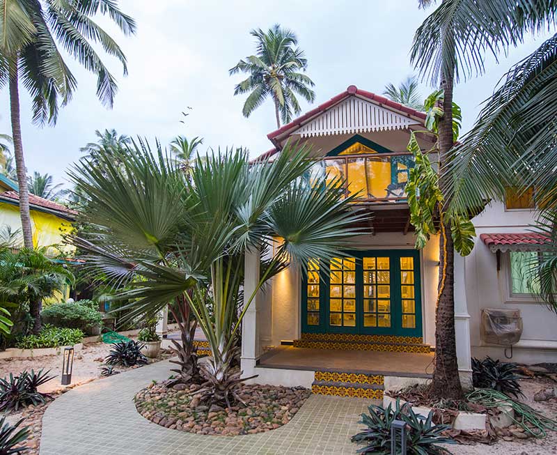 Costa Del Sol: 2BHK Escape with Pool & WiFi. 6