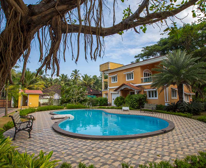 Costa Del Sol: 2BHK Escape with Pool & WiFi. 8