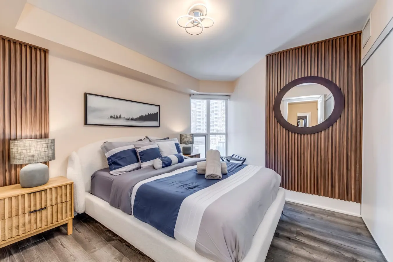Designer 1BR Suite Sleeps 4 Prime Location 4