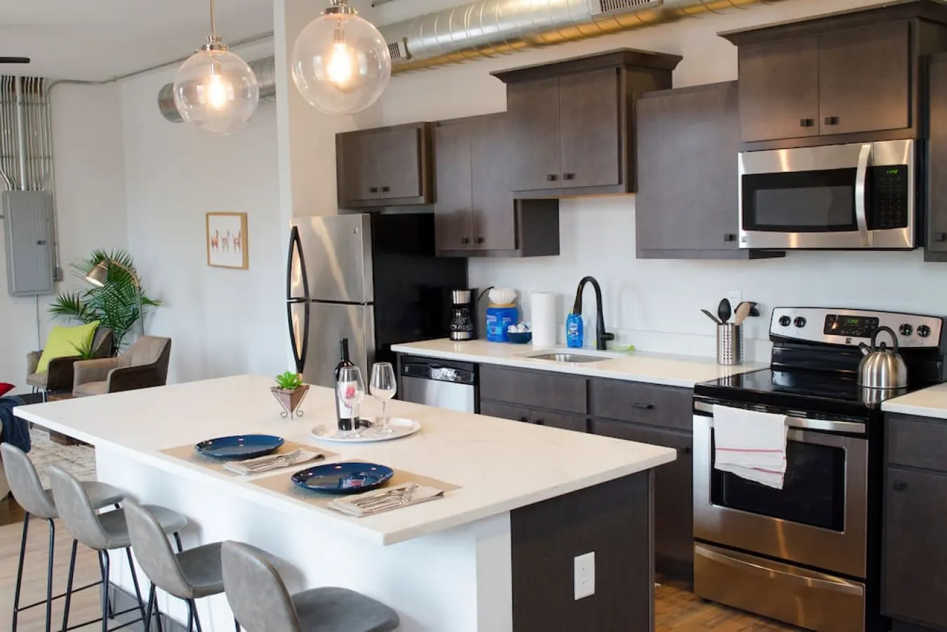 Stunning Condo Near Washington Park - Free Parking
