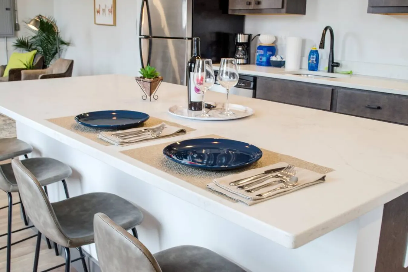 Stunning Condo Near Washington Park - Free Parking 9