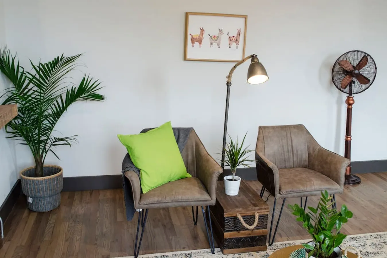 Stunning Condo Near Washington Park - Free Parking 18