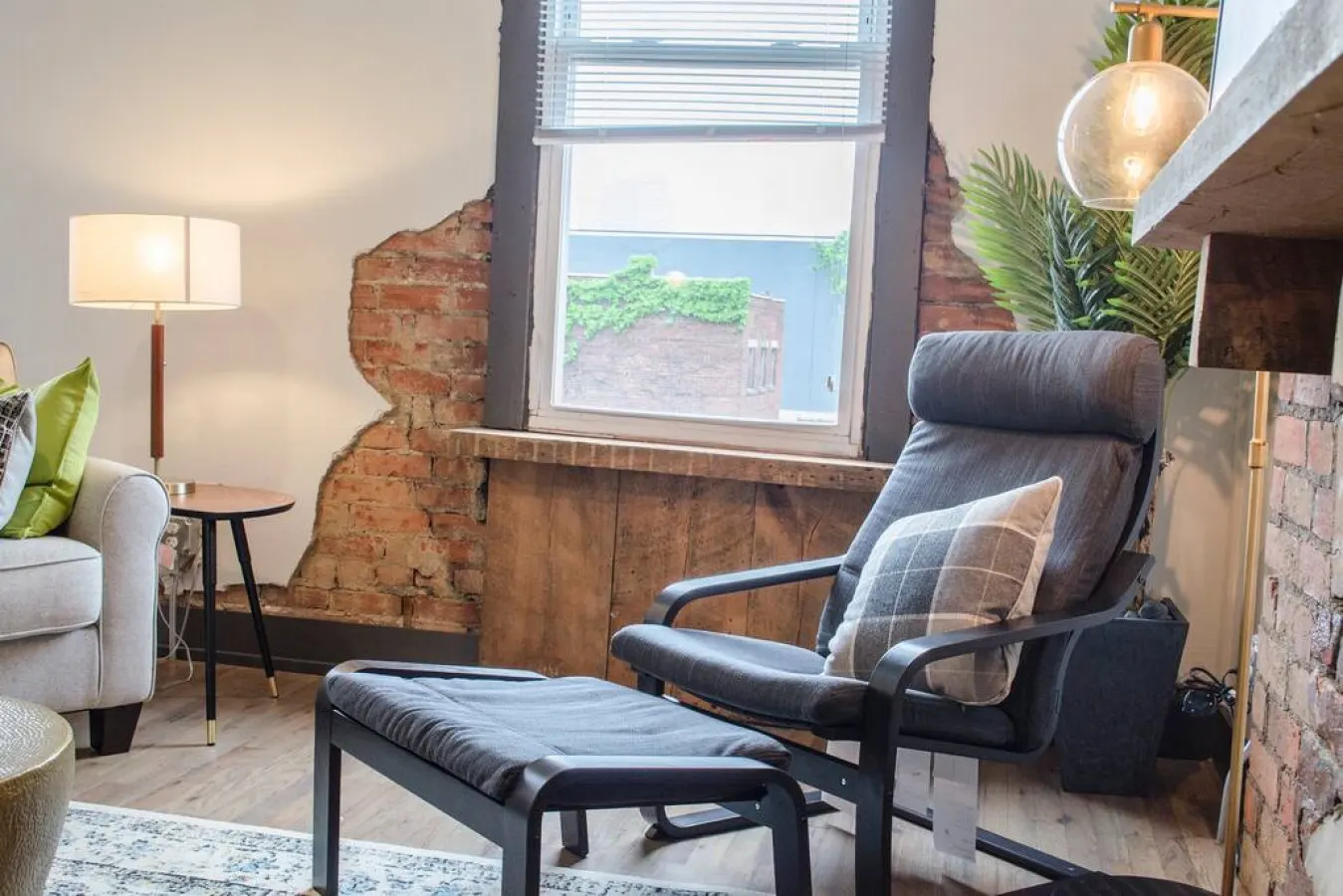 Stunning Condo Near Washington Park - Free Parking 20