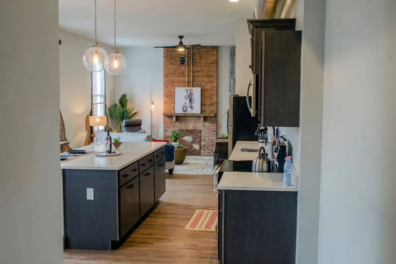 Stunning Condo Near Washington Park - Free Parking 8