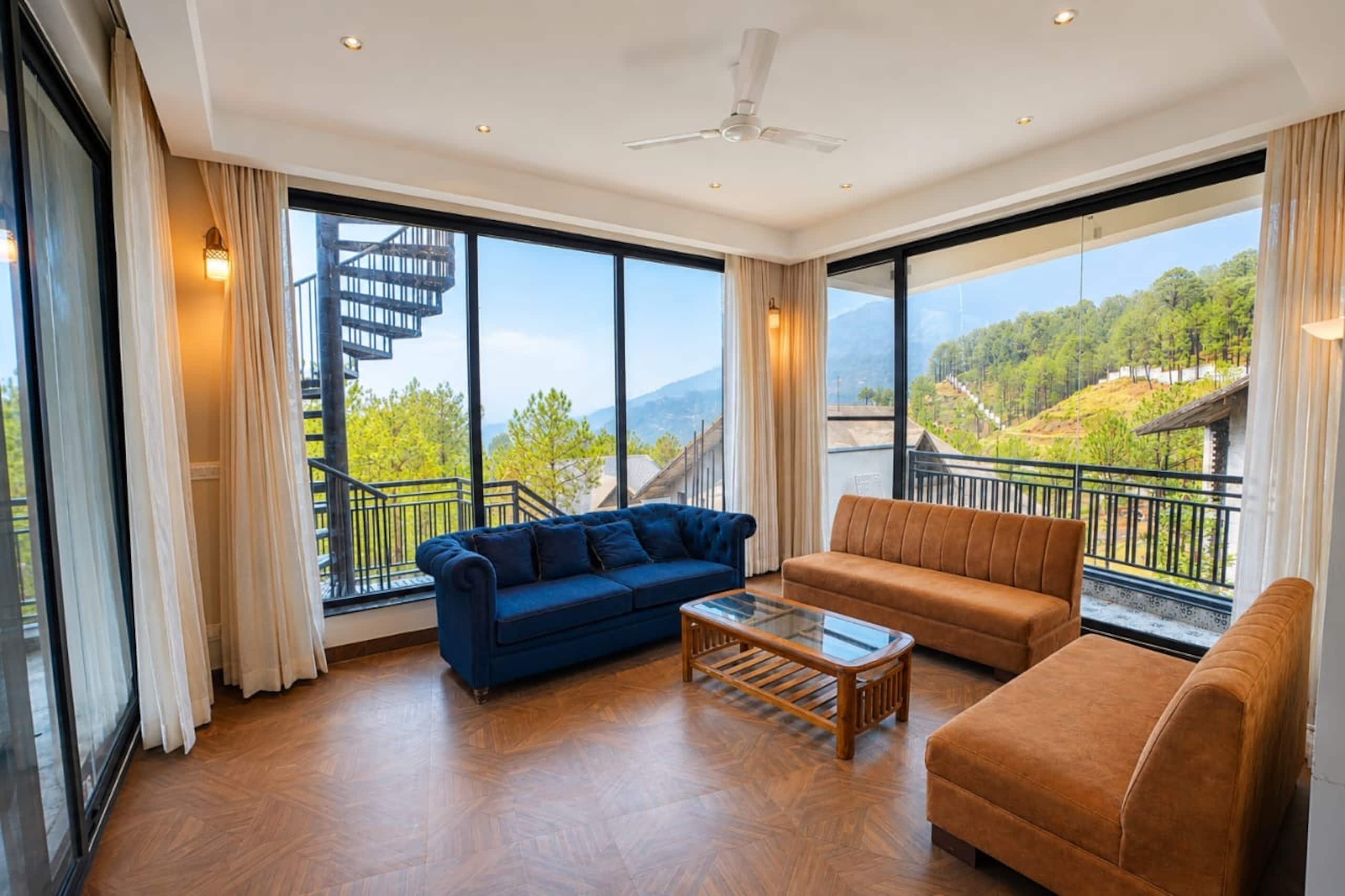 Minara Meadows | Luxury 5-BHK Villa in Kasauli 3
