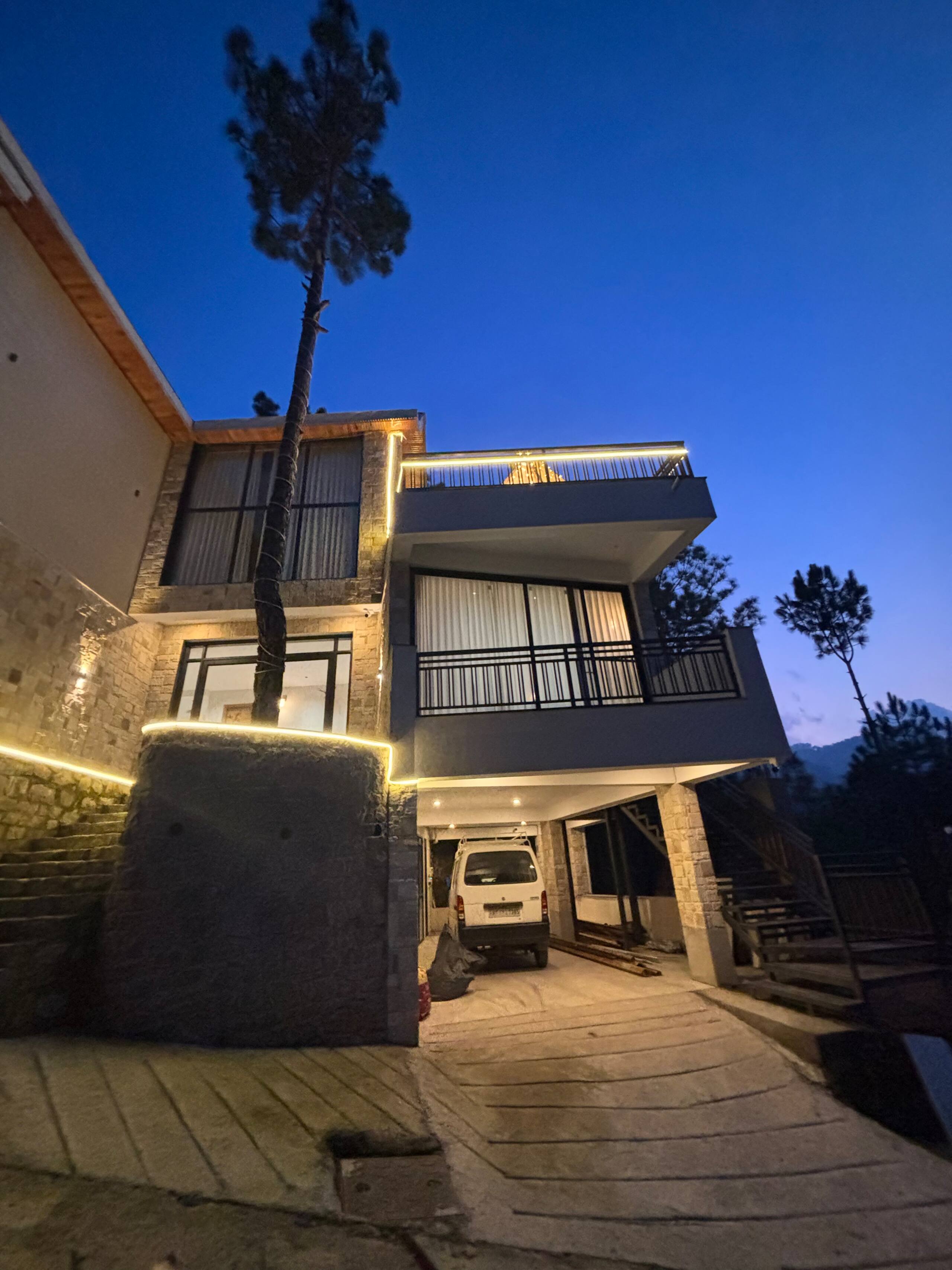 Minara Meadows | Luxury 5-BHK Villa in Kasauli 27
