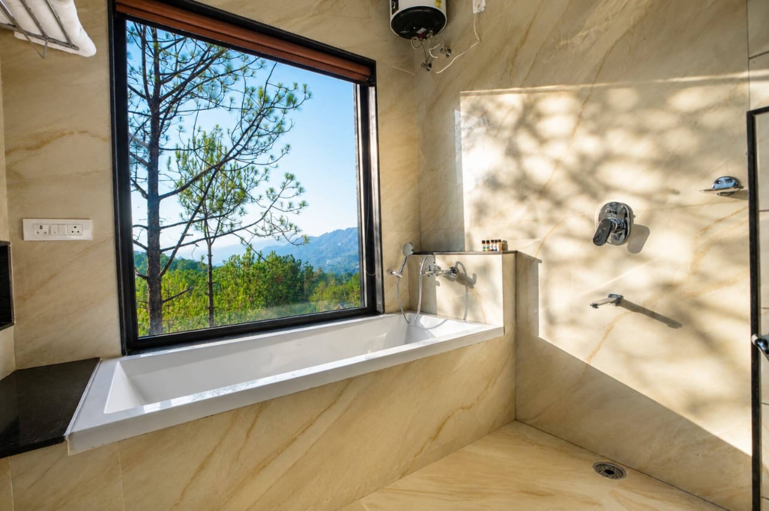 Minara Meadows | Luxury 5-BHK Villa in Kasauli 22