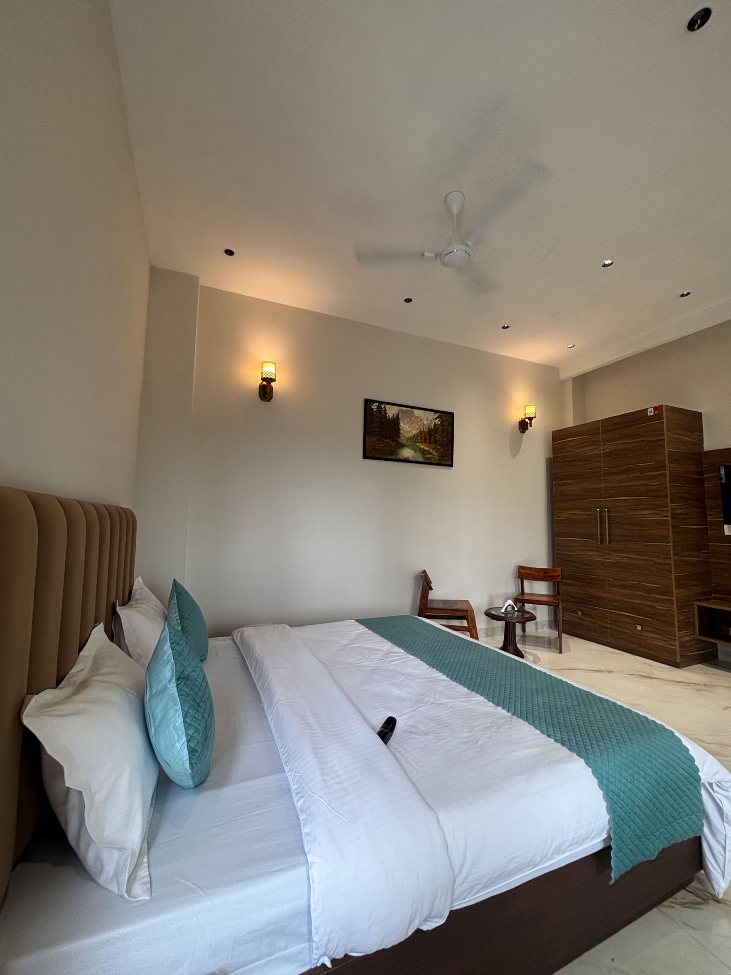 Minara Meadows | Luxury 5-BHK Villa in Kasauli 16