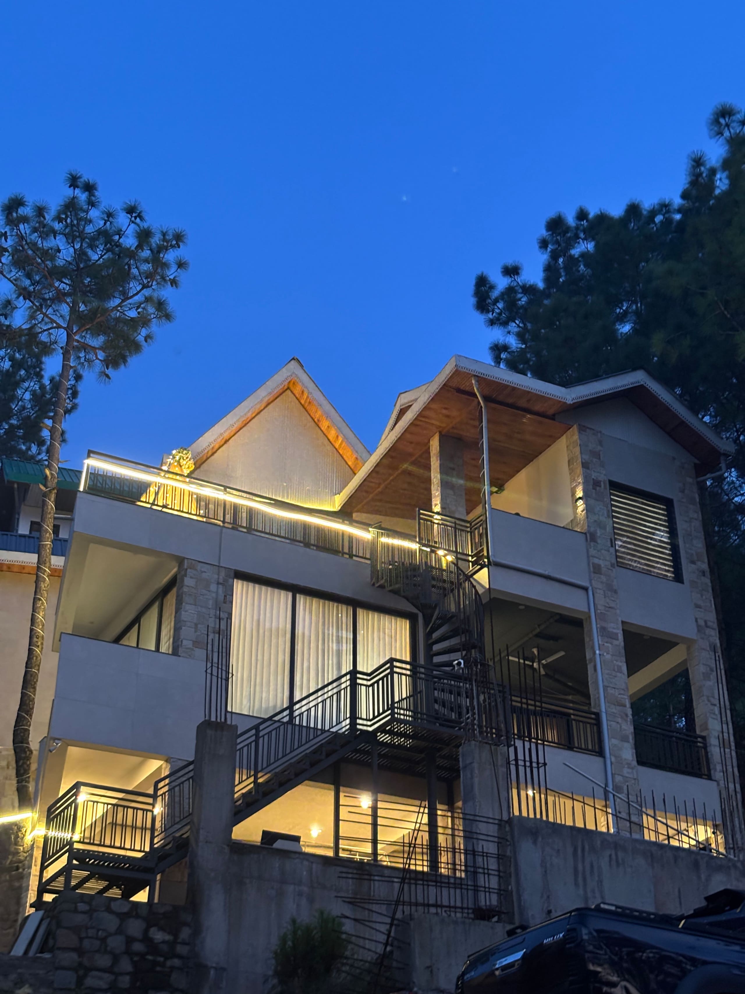 Minara Meadows | Luxury 5-BHK Villa in Kasauli 5