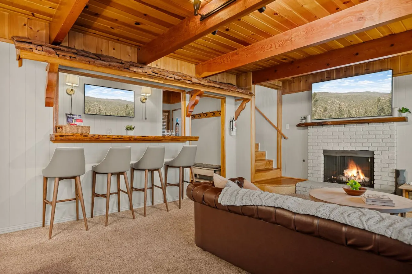 Timber & Tide Retreat in Fox Farm w Hot Tub & Games 14