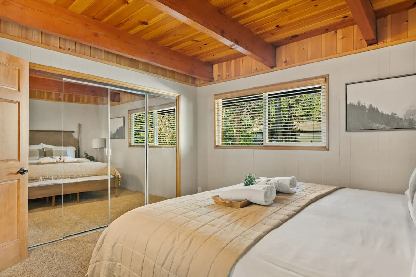 Timber & Tide Retreat in Fox Farm w Hot Tub & Games 20