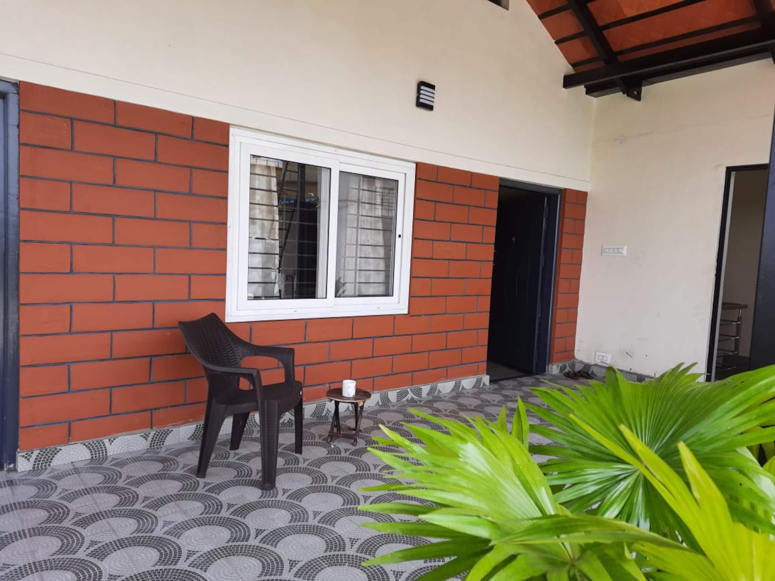 Siri Penthouse-Stunning 2 bhk with a huge terrace! 9