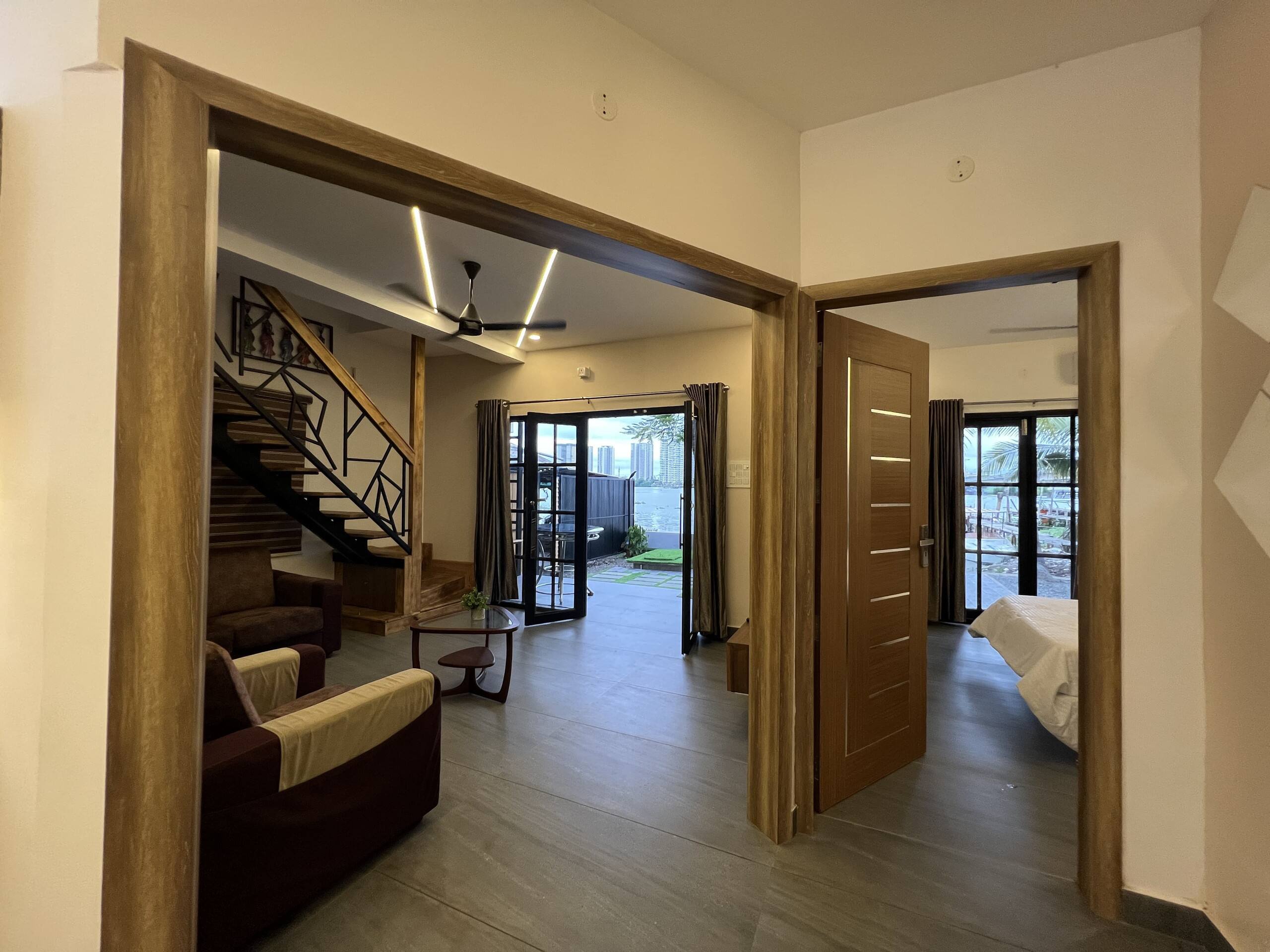 Marina Lounge Waterfront Villa in Kochi 30