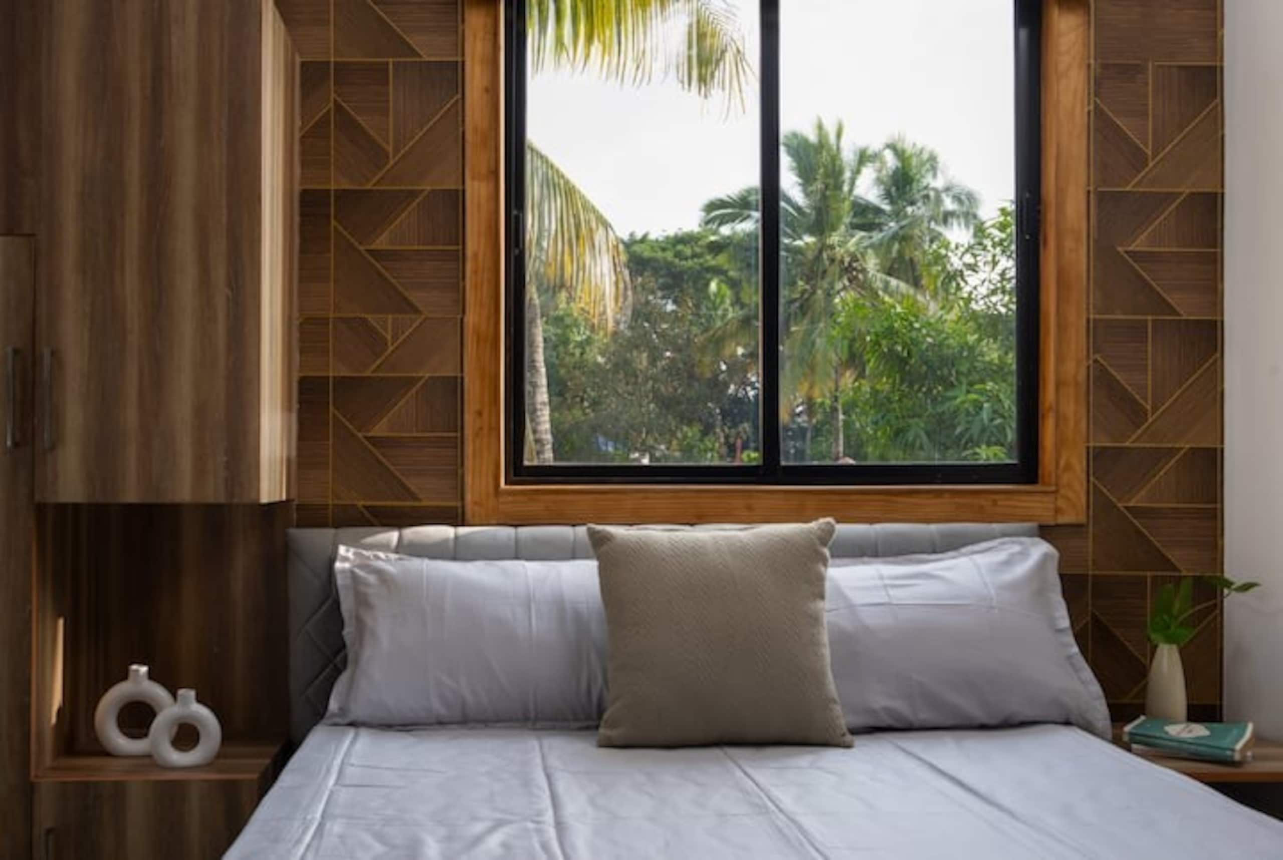Marina Lounge Waterfront Villa in Kochi 6
