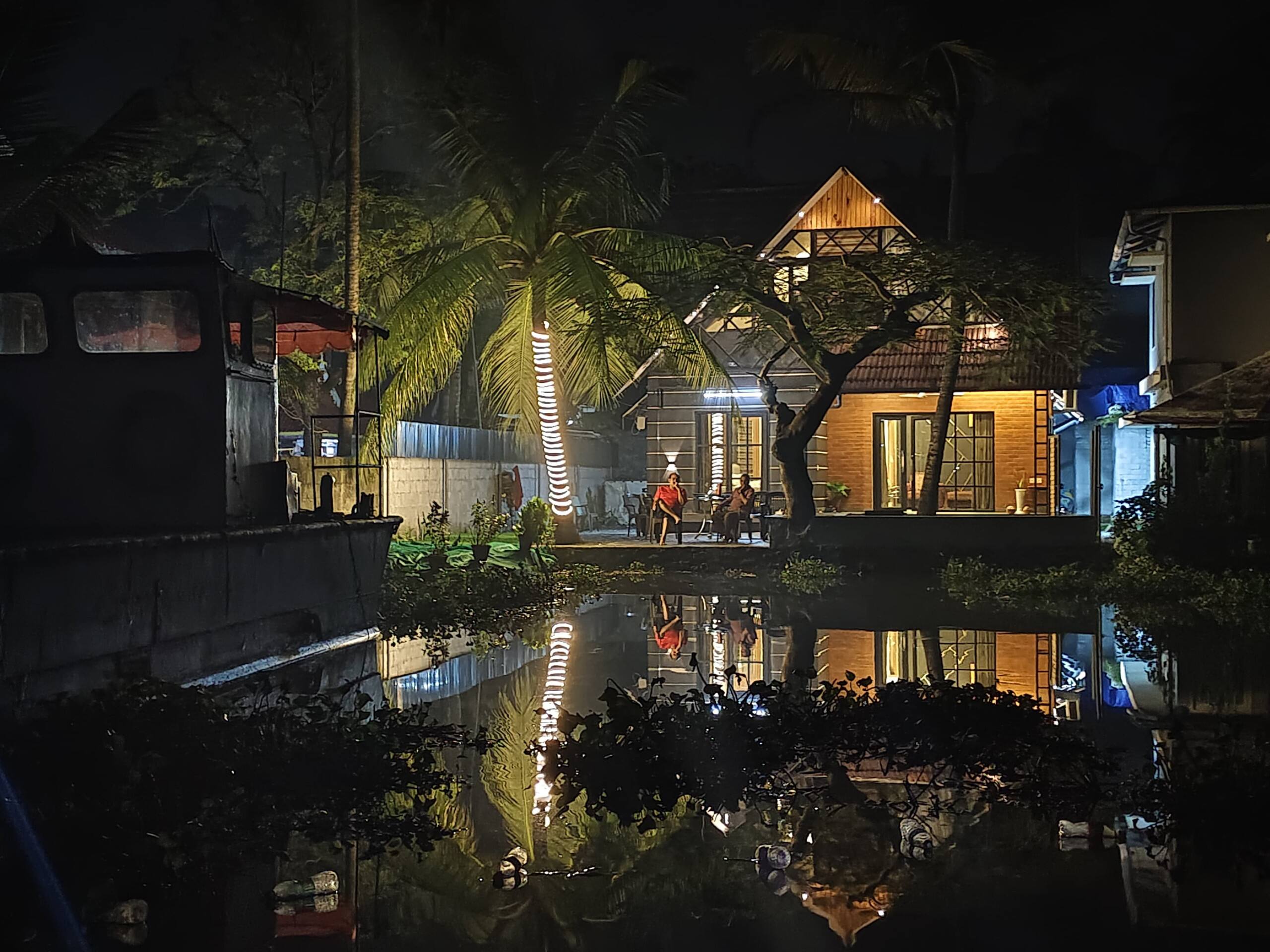 Marina Lounge Waterfront Villa in Kochi 27