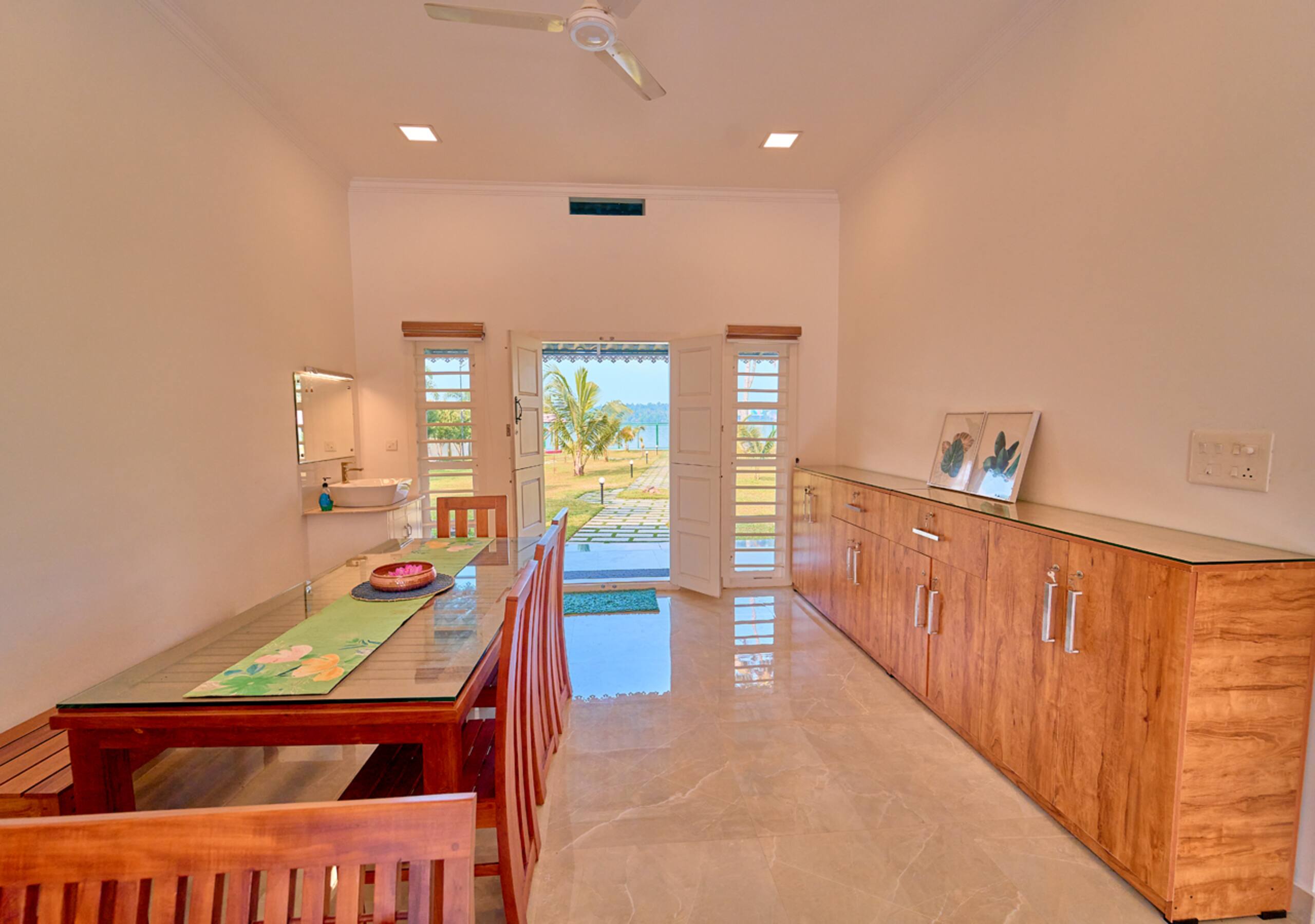 Pet Friendly Lake Villa in Ashtamudi, Kollam 10