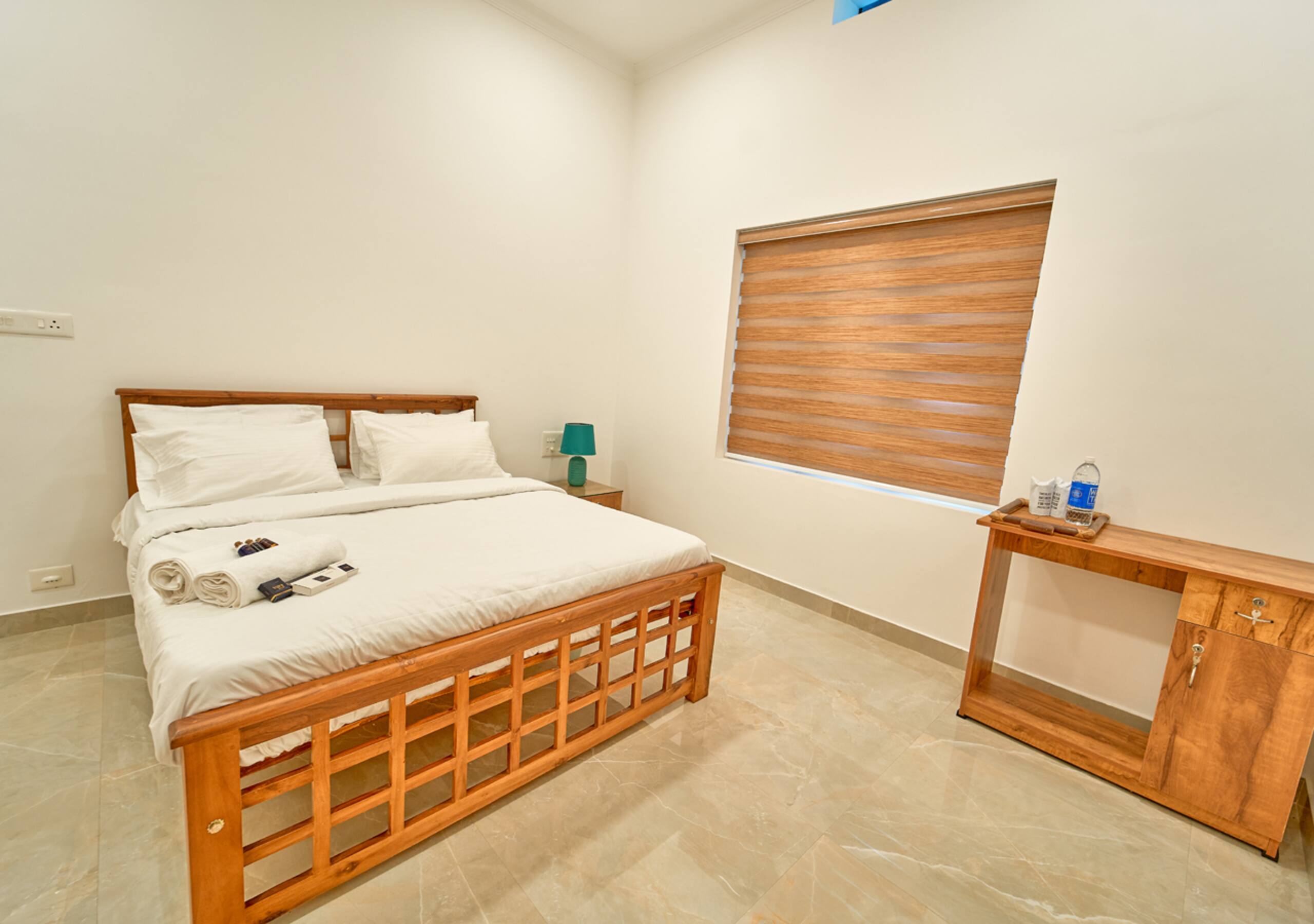 Pet Friendly Lake Villa in Ashtamudi, Kollam 11