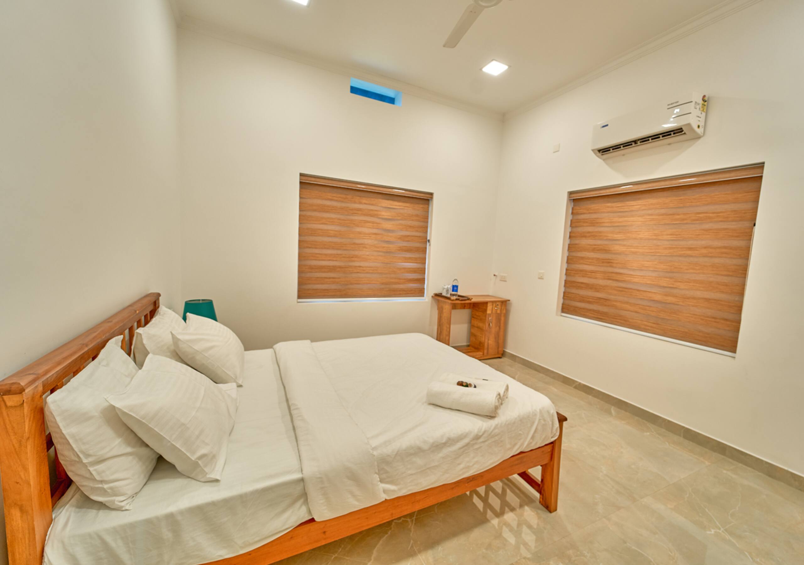 Pet Friendly Lake Villa in Ashtamudi, Kollam 12