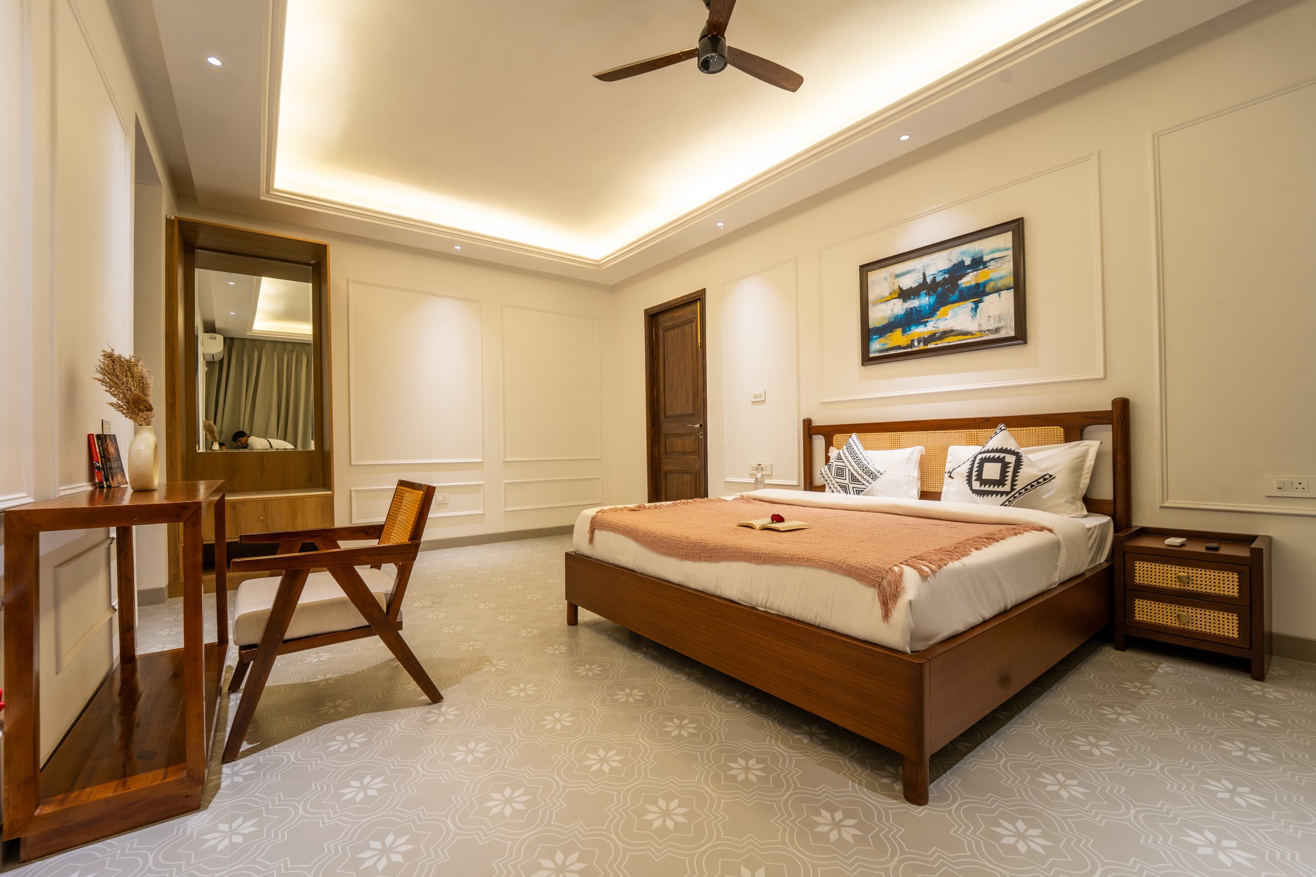 Posh 4BHK New Villa with Private Pool in Candolim 6