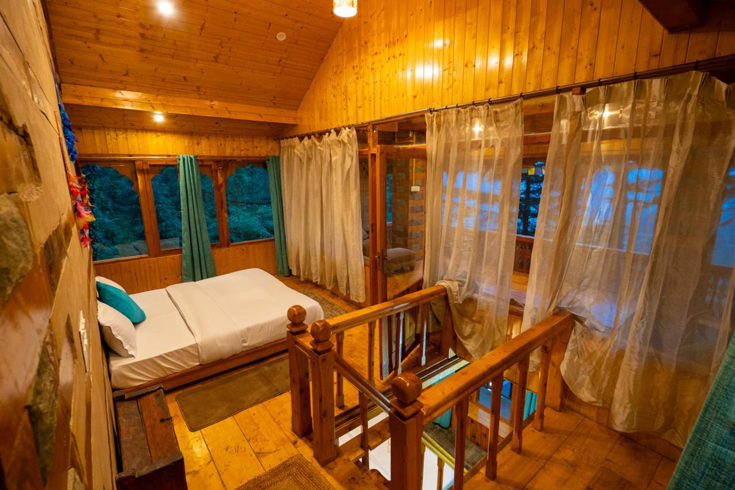 Kath Kuni Duplex Stay @ Jana Trails Chalet, Manali 5