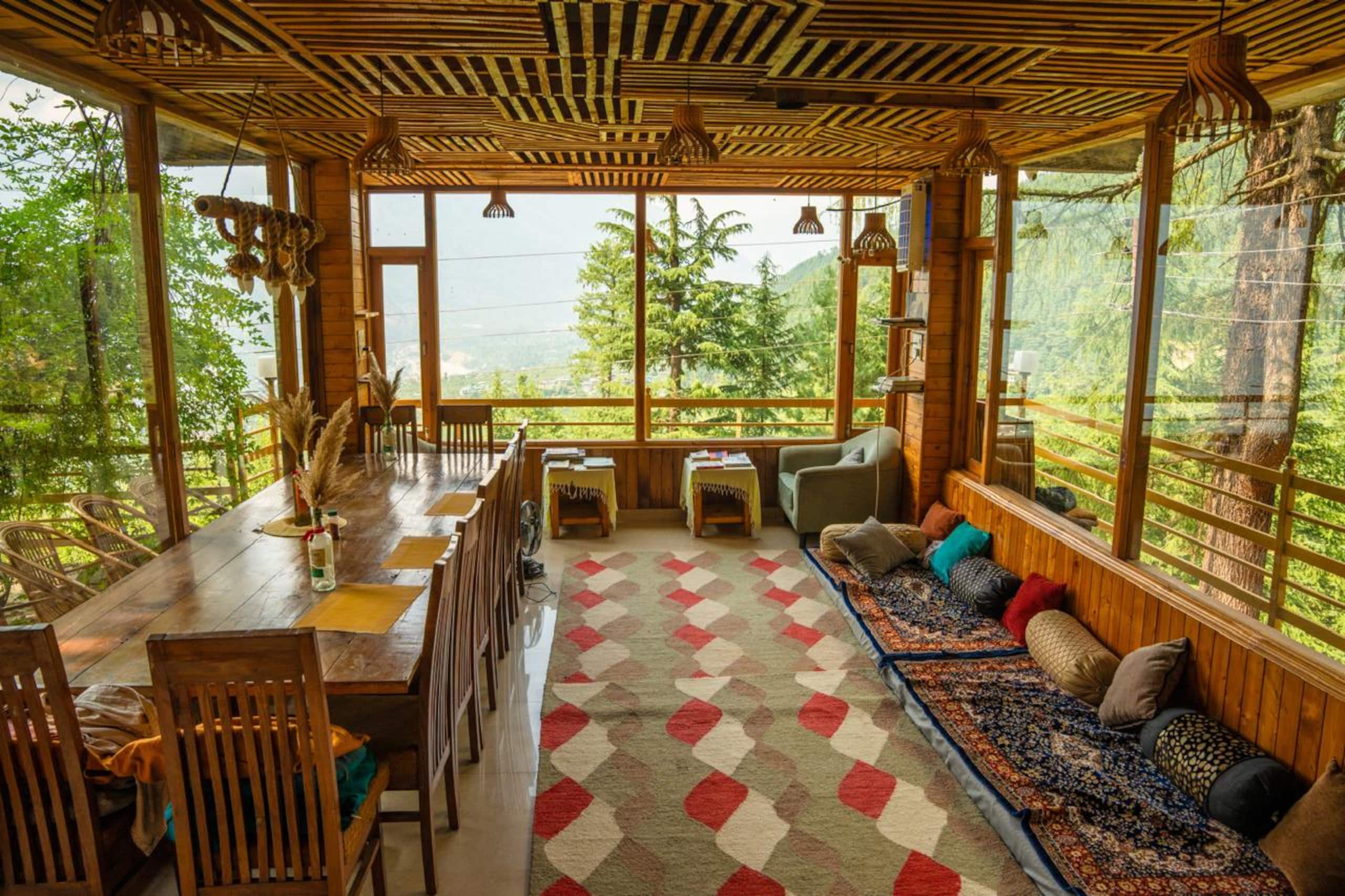 Kath Kuni Duplex Stay @ Jana Trails Chalet, Manali 11
