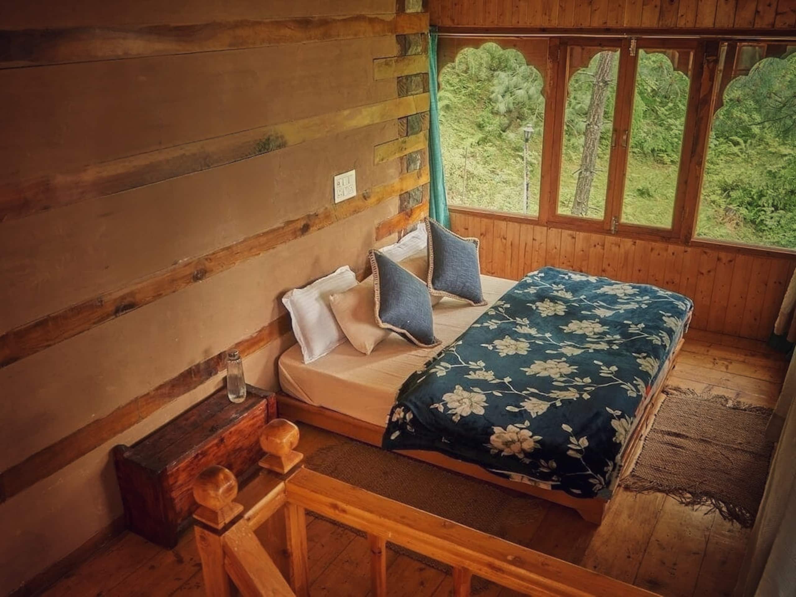 Kath Kuni Duplex Stay @ Jana Trails Chalet, Manali 6