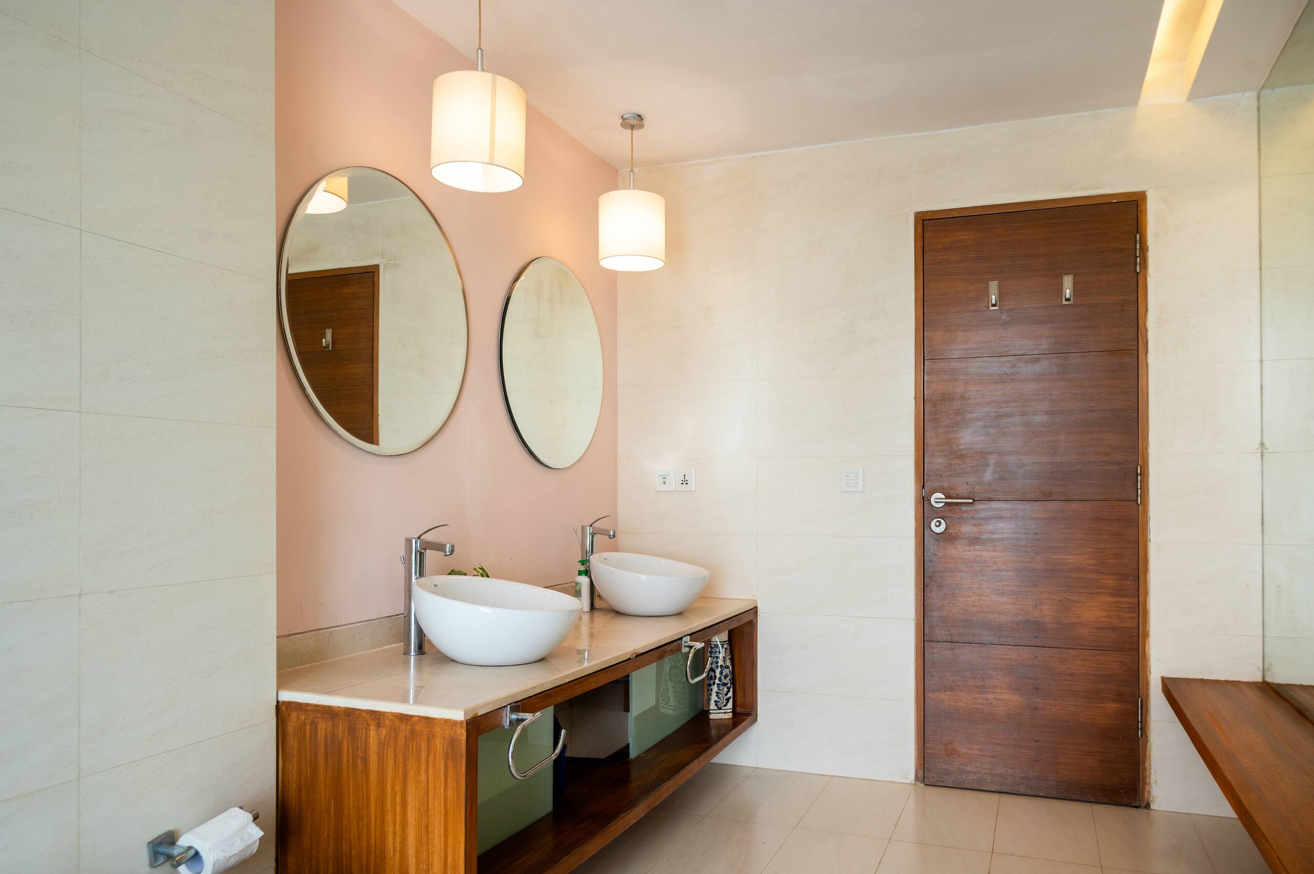 Villa Bella Vista byStayJade|3 BHK|Pool|Nr Airport 21