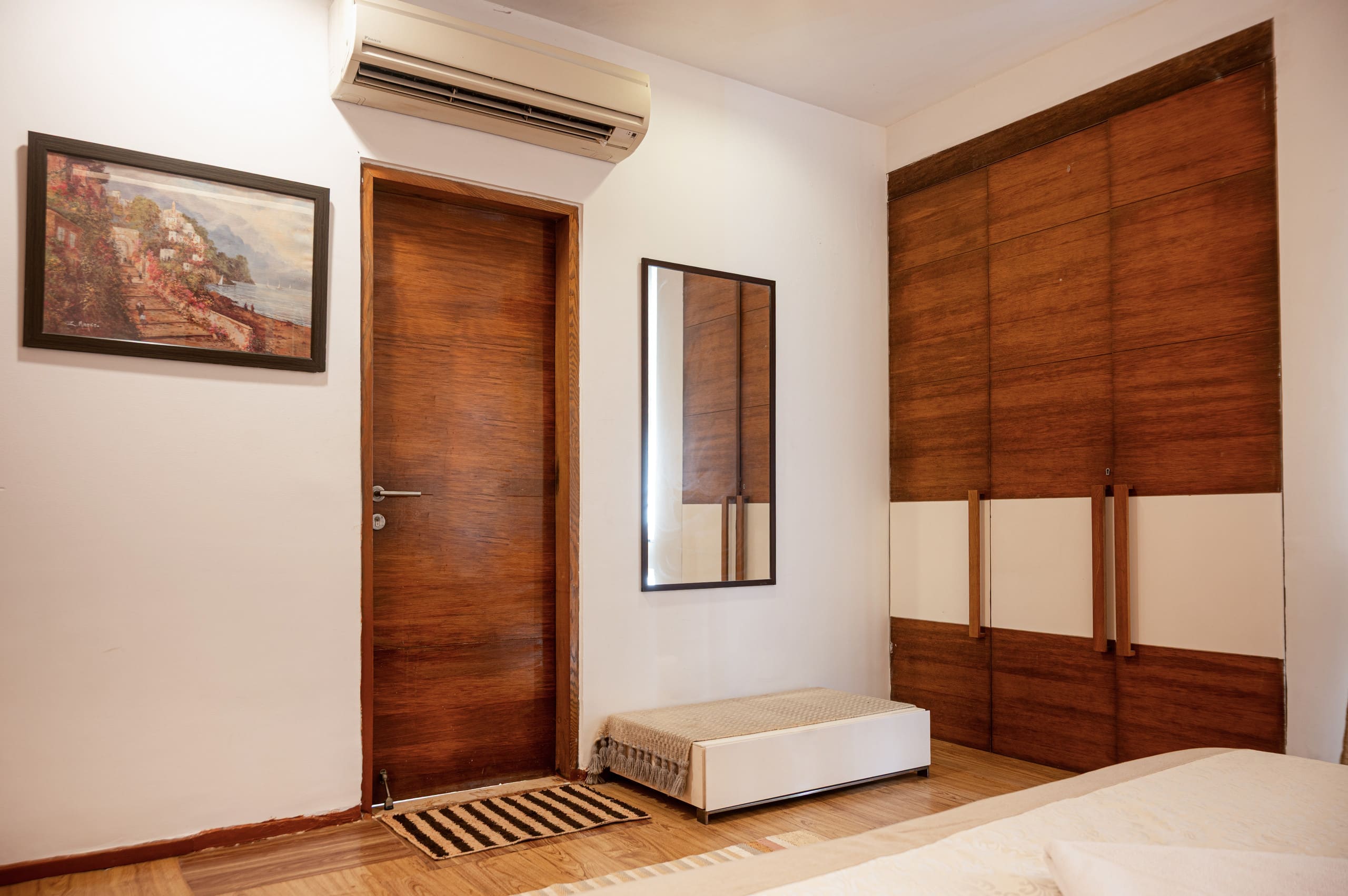 Villa Bella Vista byStayJade|3 BHK|Pool|Nr Airport 15