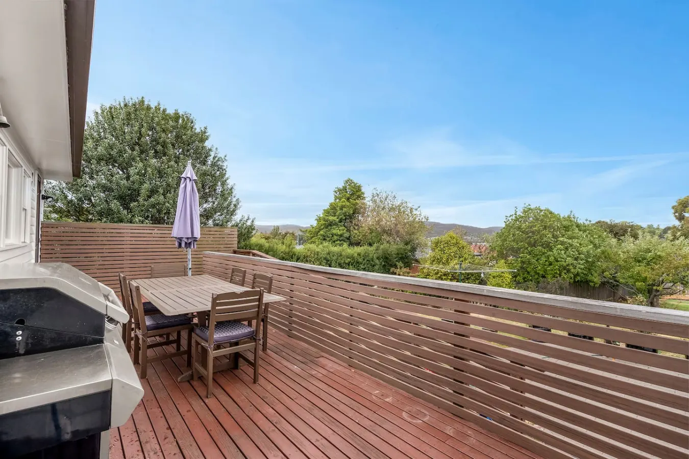 "Landport" Charming Historic Home, Modern Comforts 9