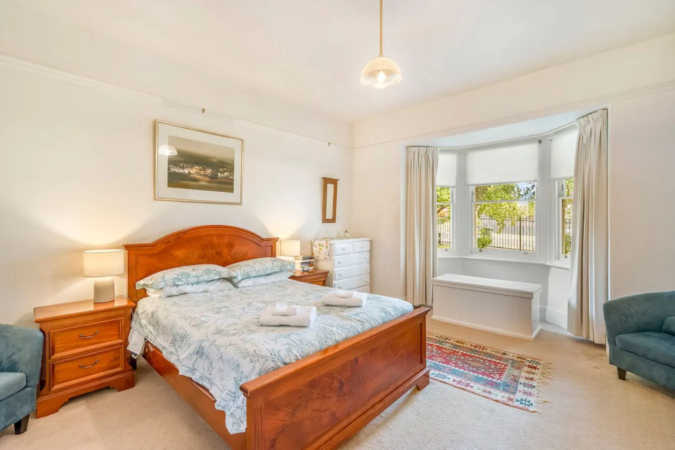 "Landport" Charming Historic Home, Modern Comforts 14