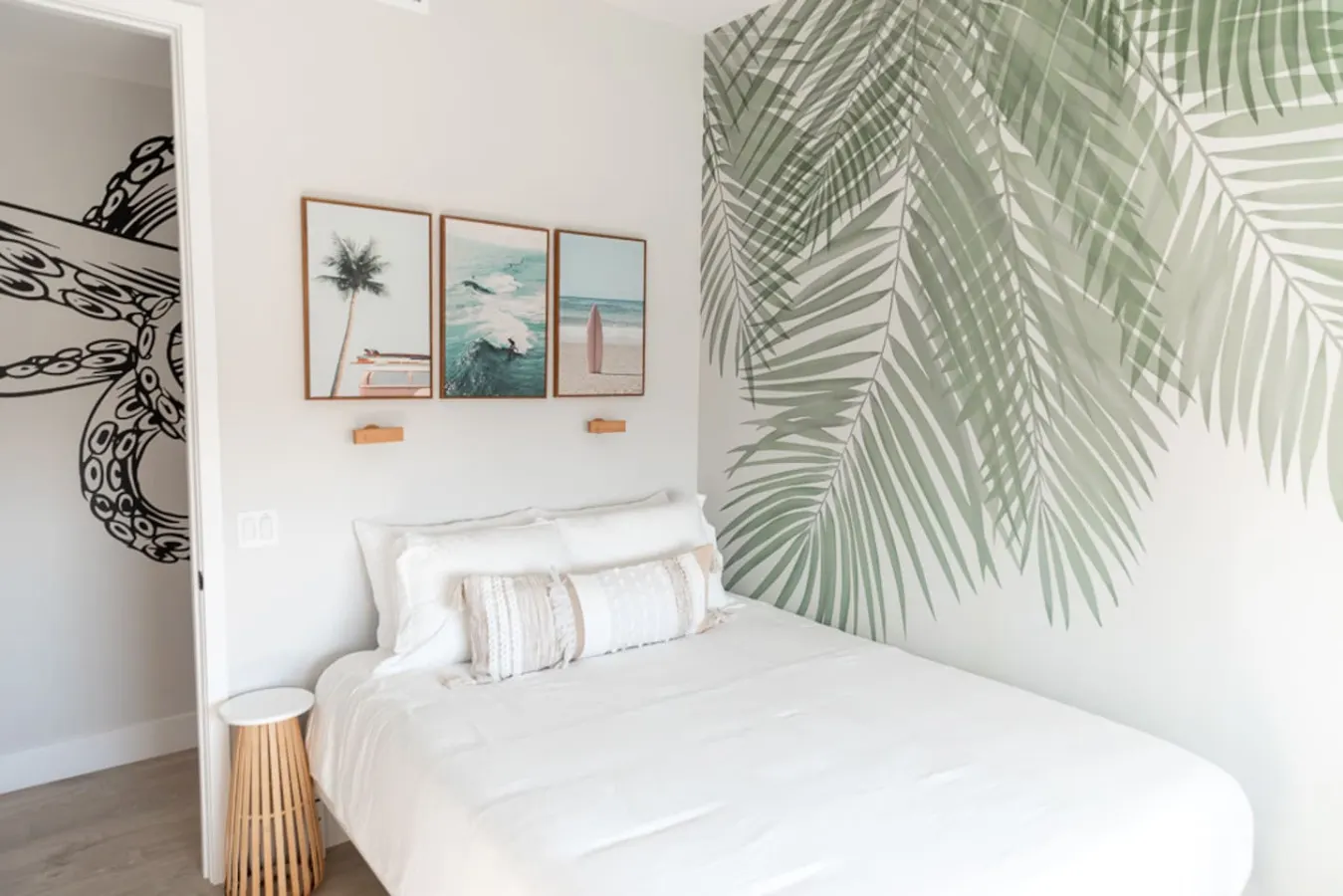 Beachfront Bliss in Huntington Beach: Luxury Ocean View Rental! 20