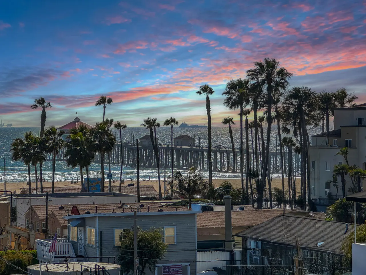 Beachfront Bliss in Huntington Beach: Luxury Ocean View Rental! — photo 4
